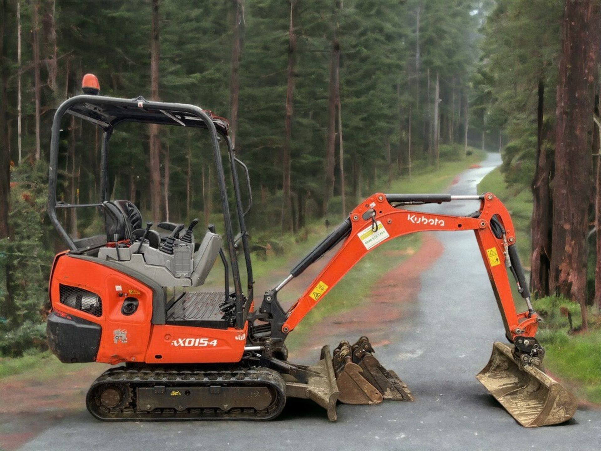 2020 KUBOTA KX015-4 MINI EXCAVATOR - LOW HOURS, HIGH VERSATILITY - Image 2 of 9