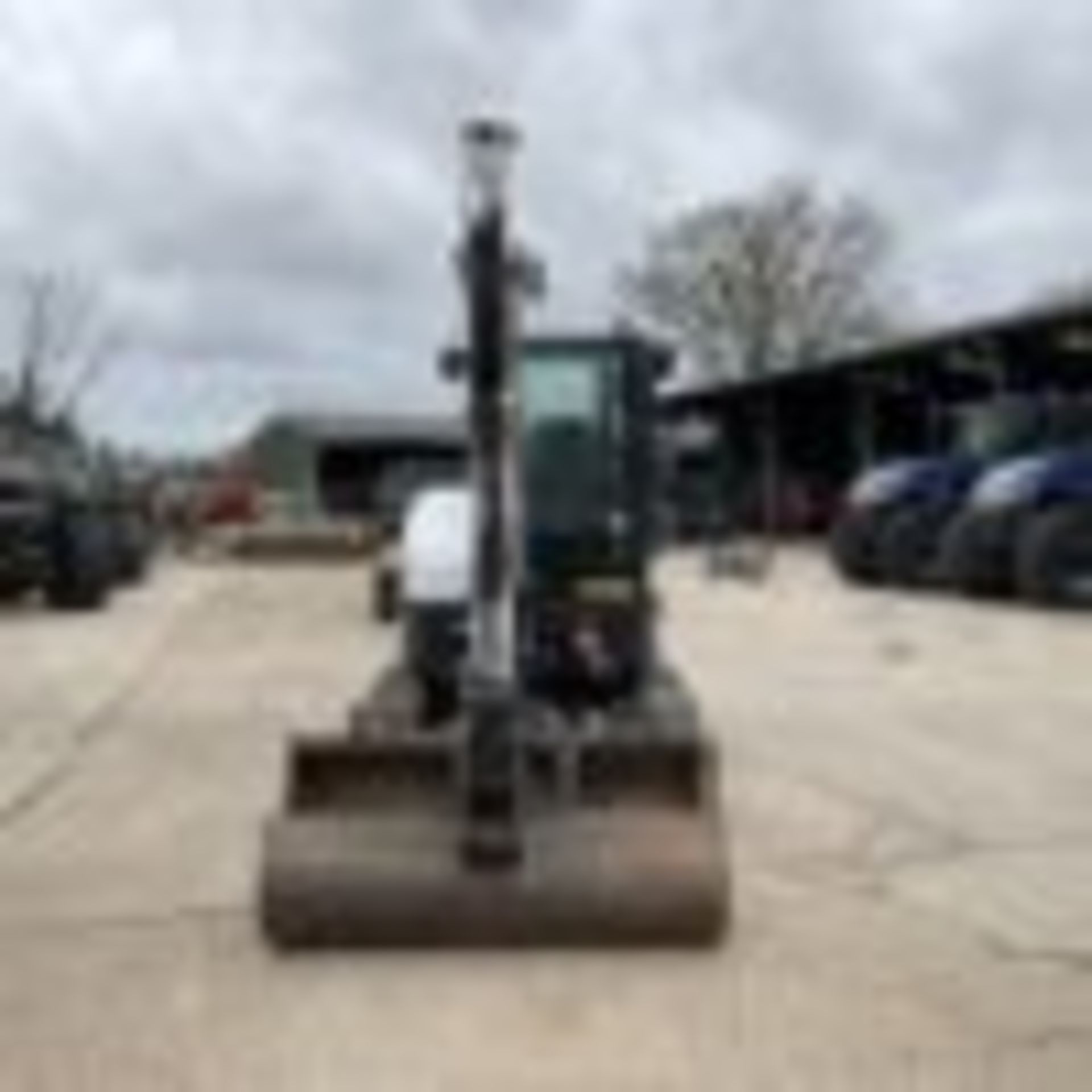 VERSATILE BOBCAT E35Z MINI EXCAVATOR - Bild 3 aus 10