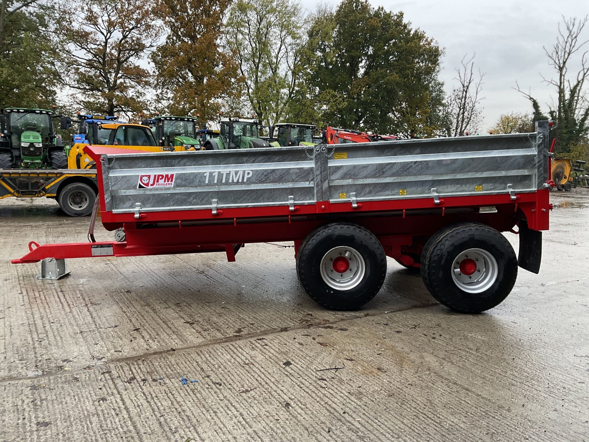 JPM 11 TMP. 11 TONNE MULTI PURPOSE TRAILER. DROP SIDE. WITH RAMPS.