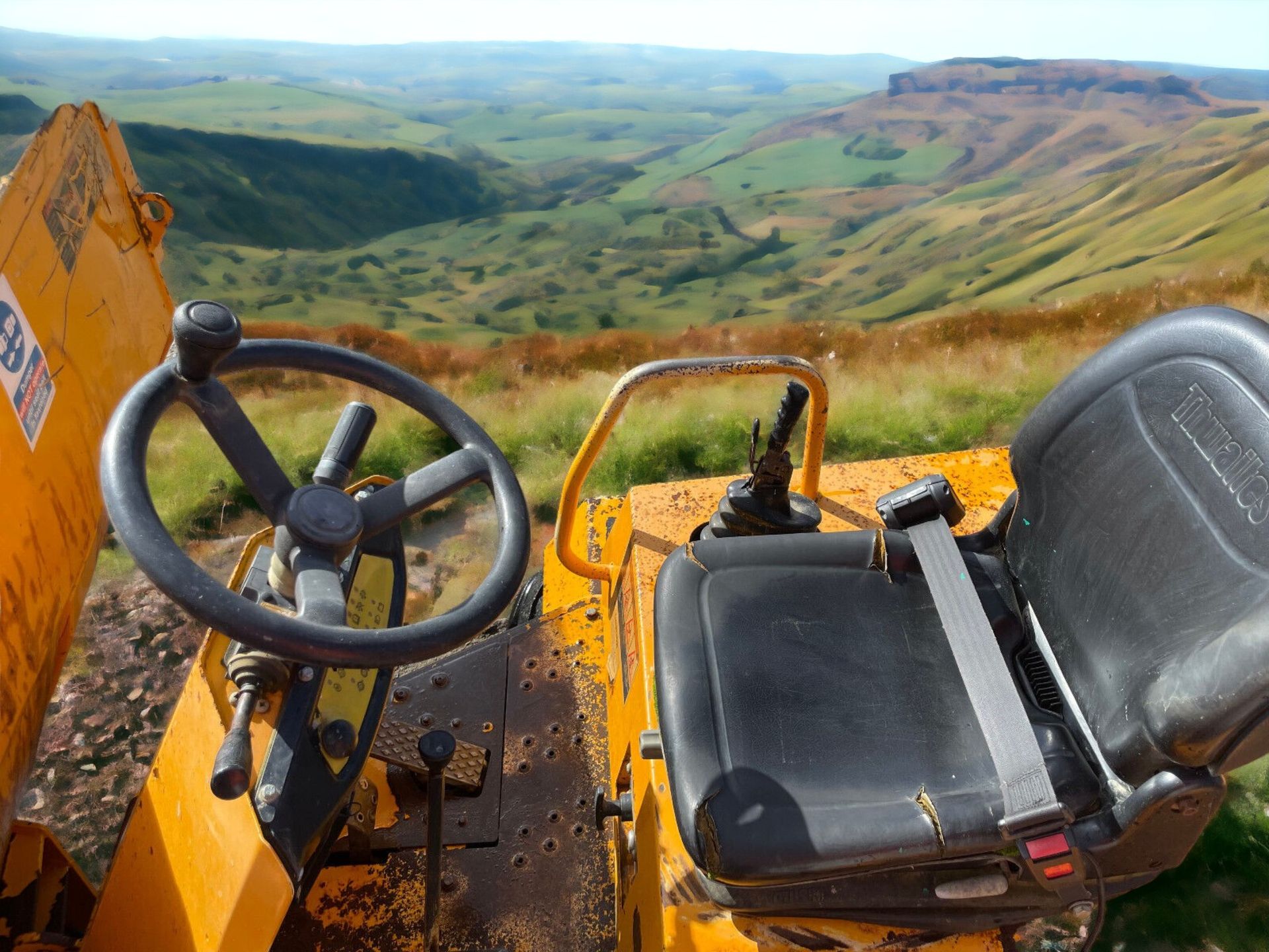 AUCTION ALERT: UNLEASH THE POWER OF THE THWAITES 9 TONNE DUMPER - Bild 10 aus 10