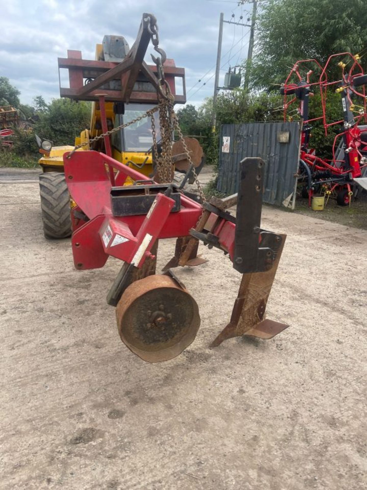 SPALDING FLAT LIFT W/ FRONT GRASS DISC CULTIVATOR