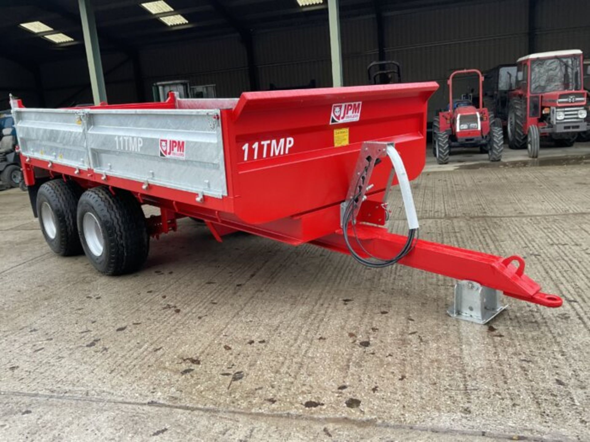 JPM 11 TMP. 11 TONNE MULTI PURPOSE TRAILER. DROP SIDE. WITH RAMPS. - Image 4 of 8