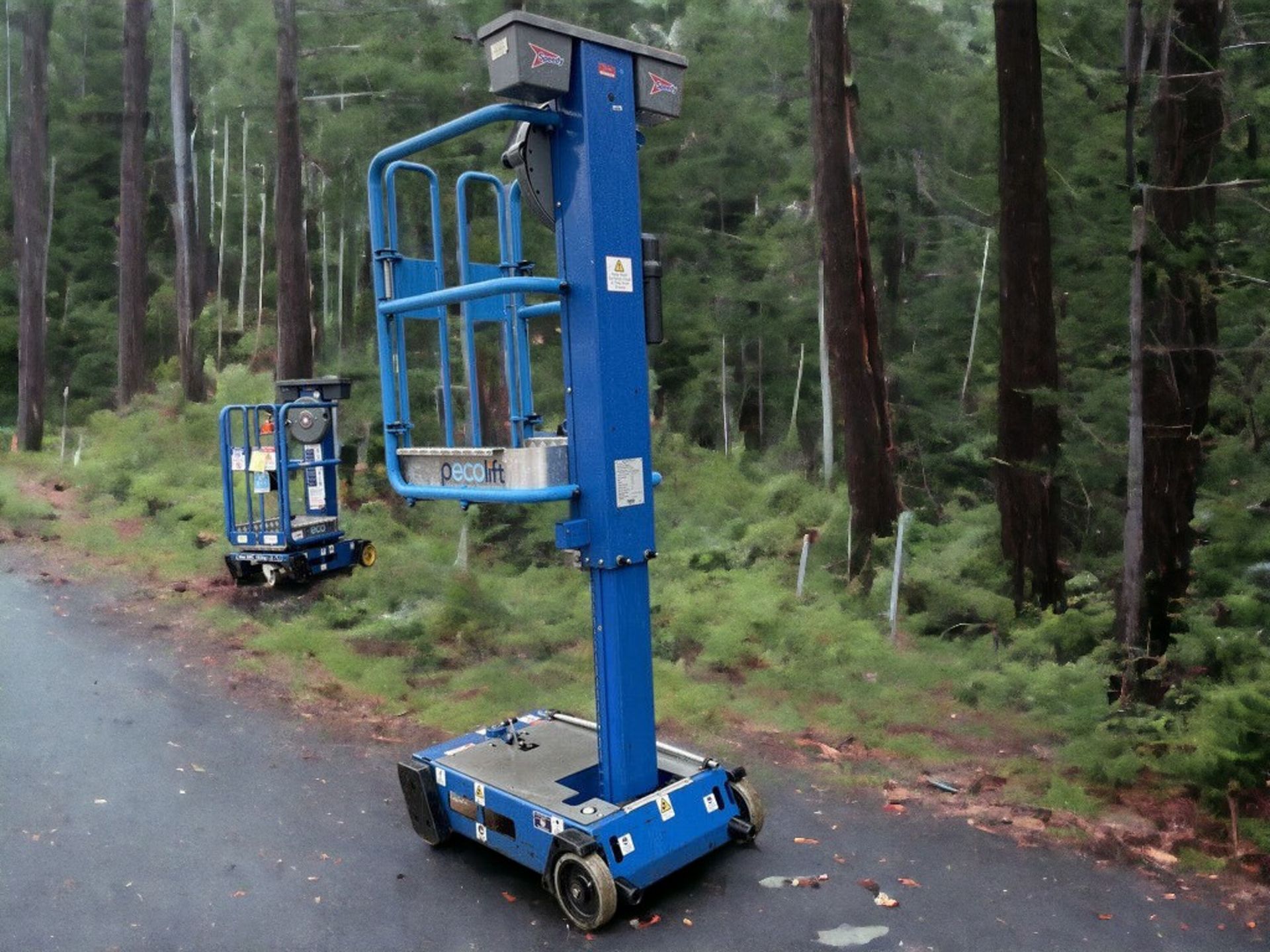 2018 POWER TOWER PECOLIFT PUSH AROUND LIFT - IDEAL FOR VERSATILE INDOOR PROJECTS - Bild 3 aus 8