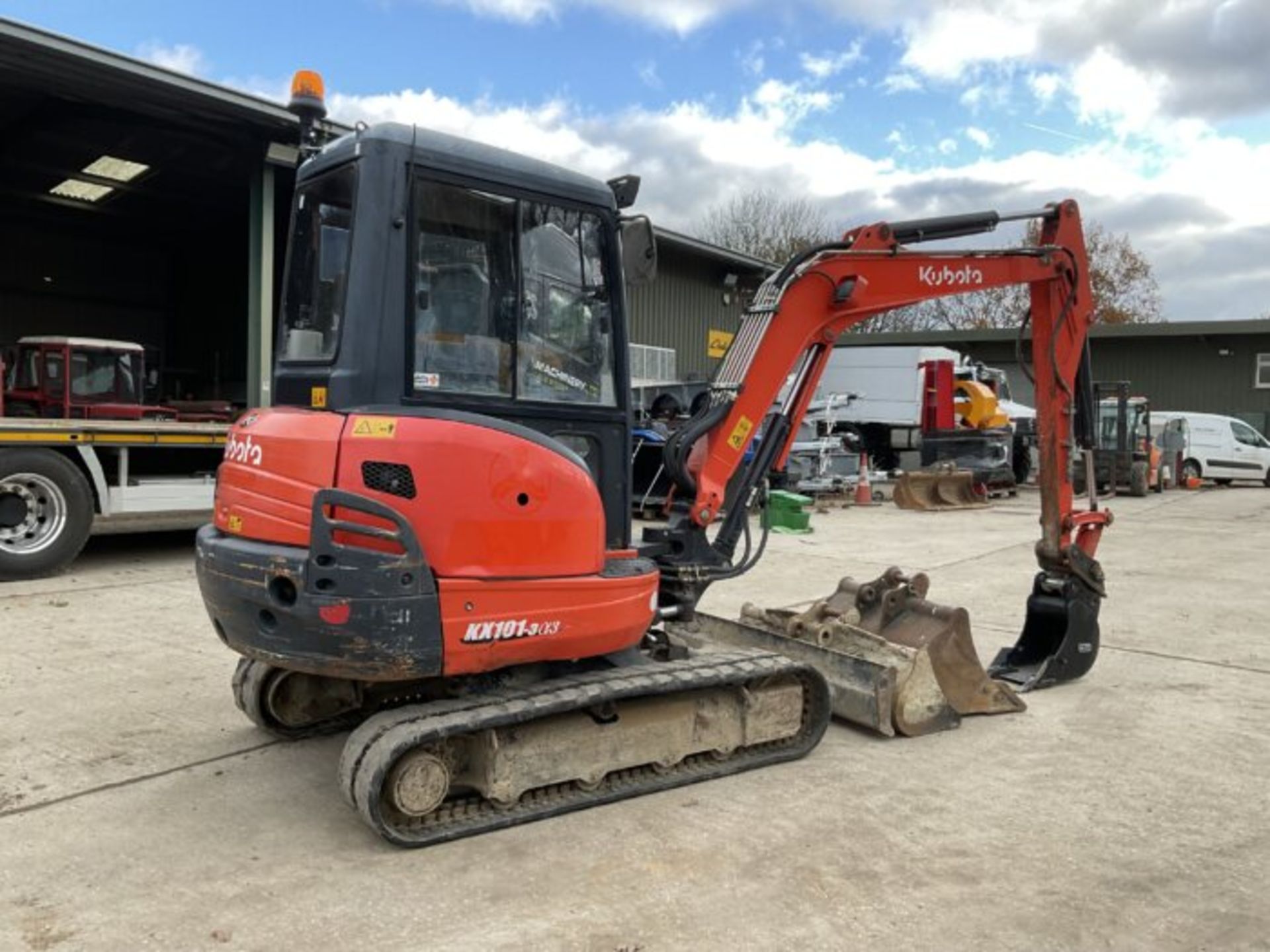 KUBOTA KX101-3A3. RUBBER TRACKS - Image 6 of 10