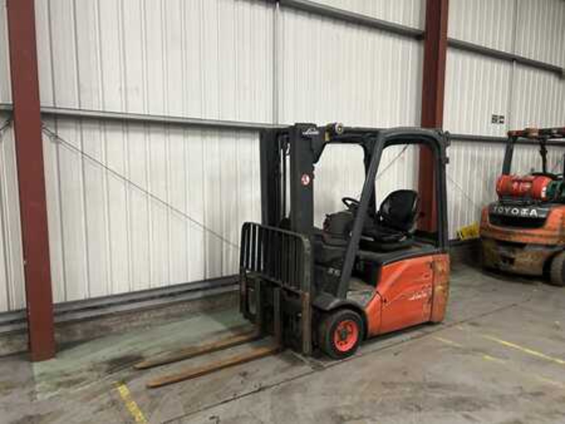 ELECTRIC - 3 WHEELS LINDE E16C-00