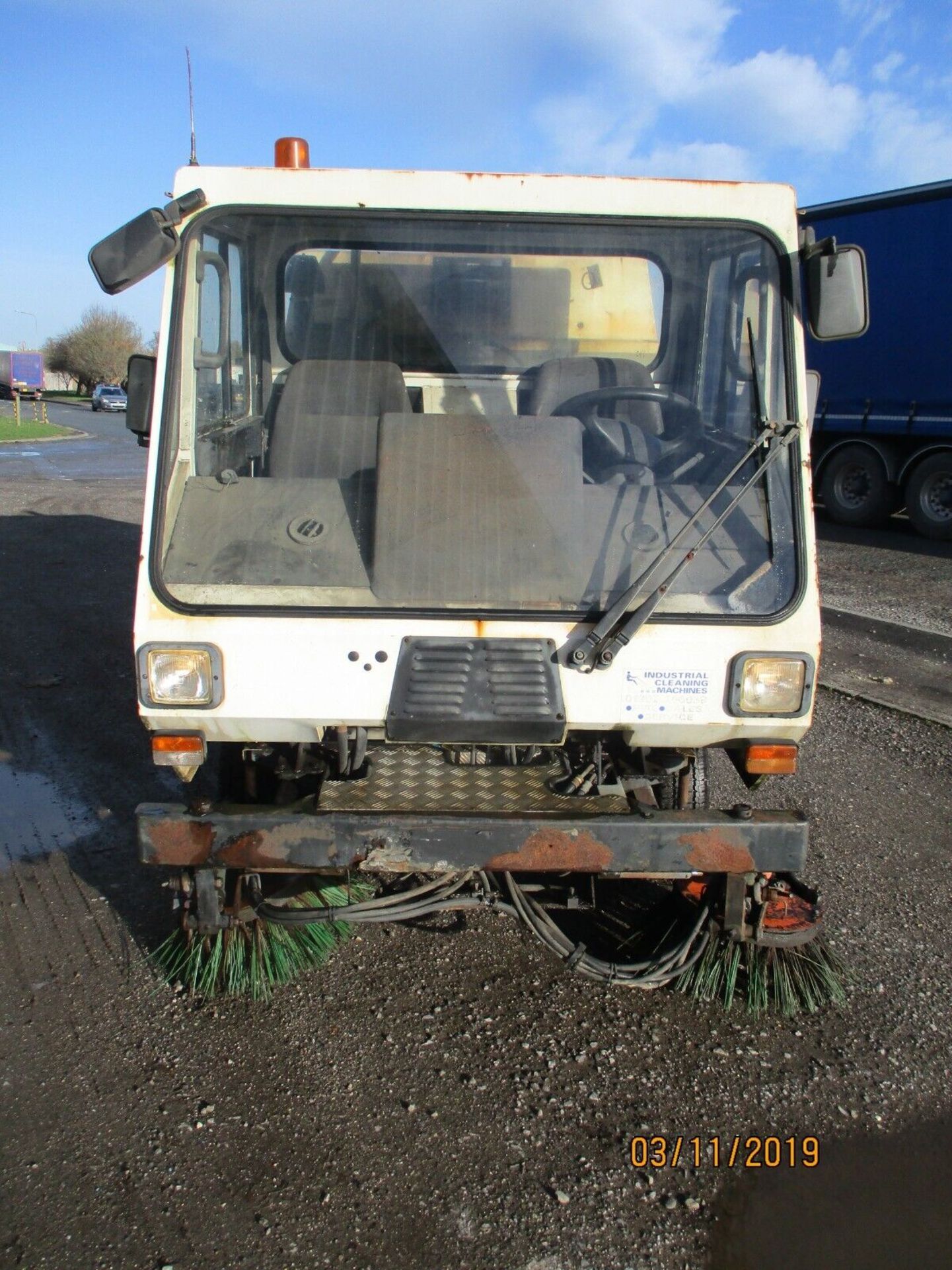 SCARAB MINOR ROAD SWEEPER DIESEL STREET CLEANER JOHNSTON - Image 8 of 11