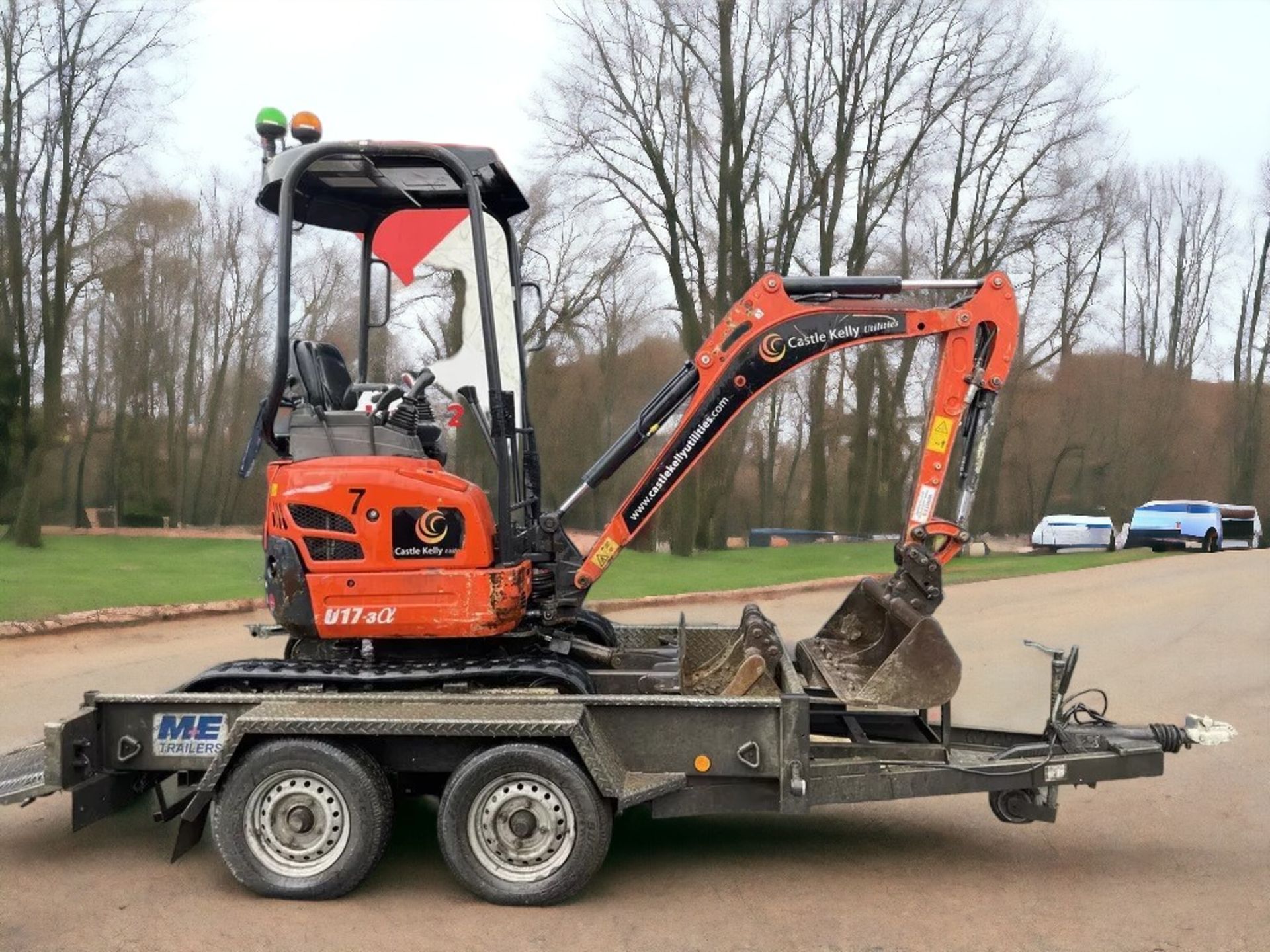 KUBOTA U17-3 MINI EXCAVATOR WITH M&E 2.7T PLANT TRAILER - Image 11 of 13