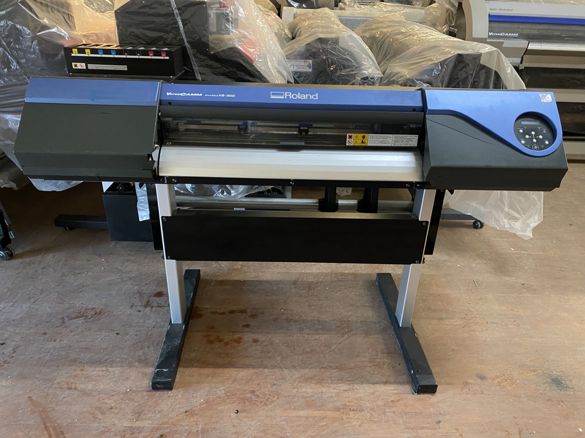 (R20) ROLAND VS300 ECO SOLVENT PRINT AND CUT LARGE FORMAT PRINTER