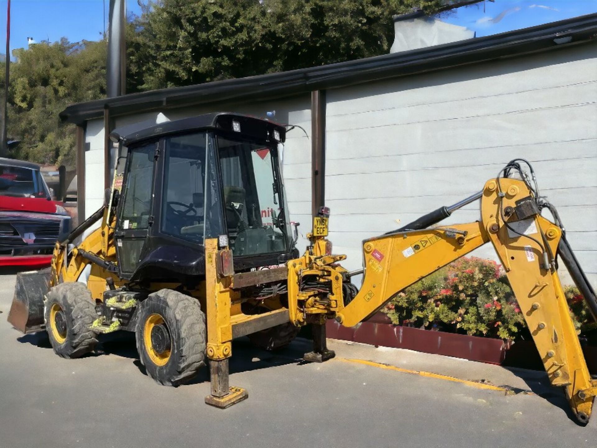 JCB 2CX STREETMASTER BACKHOE LOADER, READY TO TACKLE ANY JOB - Bild 2 aus 10