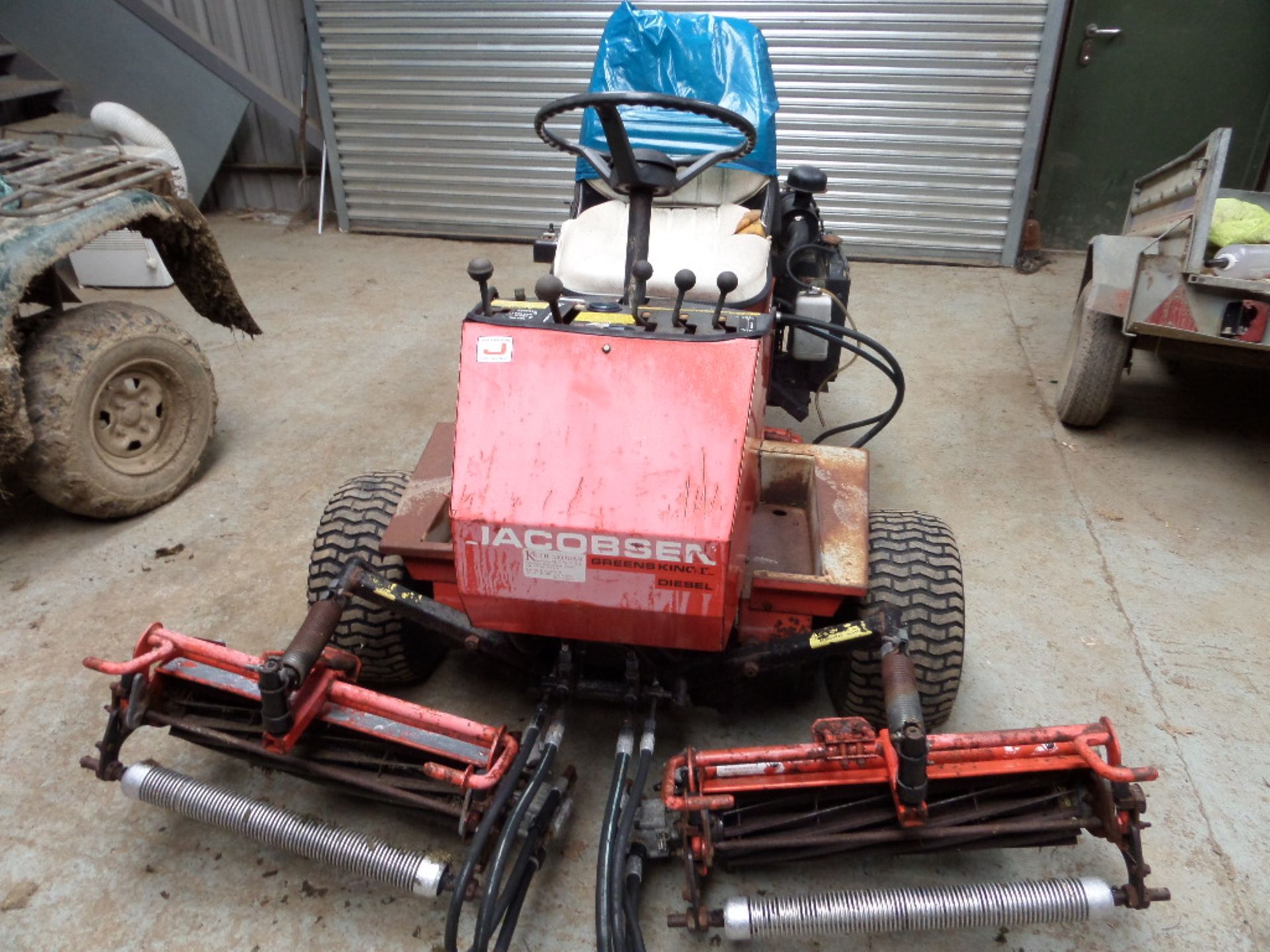 JACOBSON CYLINDER LAWNMOWER - DIESEL ENGINE, PROFESSIONAL GRADE - Image 2 of 3