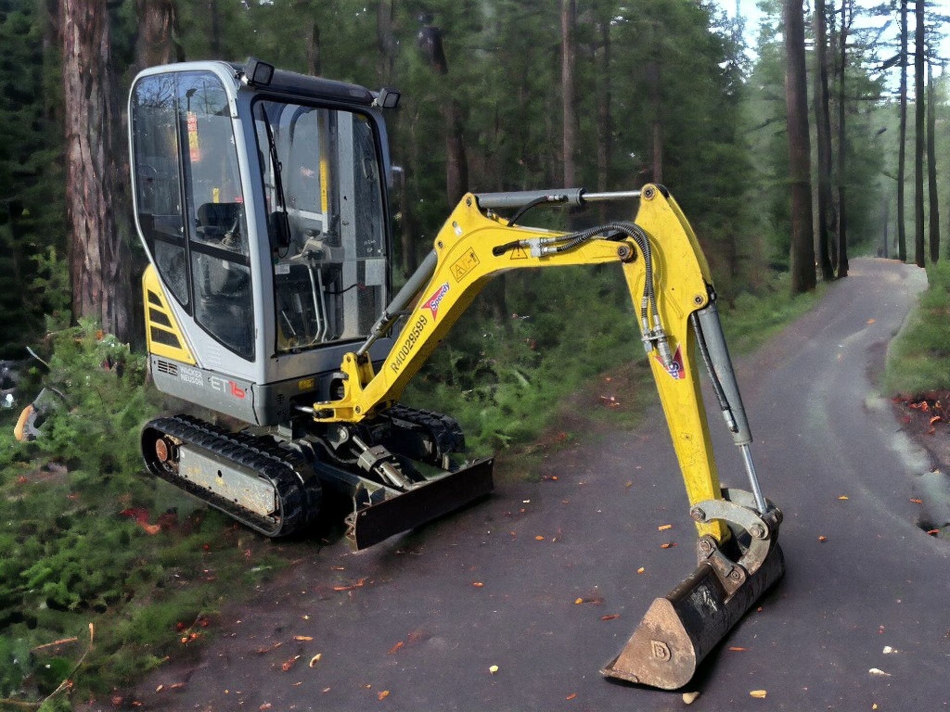 2018 WACKER NEUSON ET16 MINI EXCAVATOR - LOW HOURS, HIGH PERFORMANCE!"