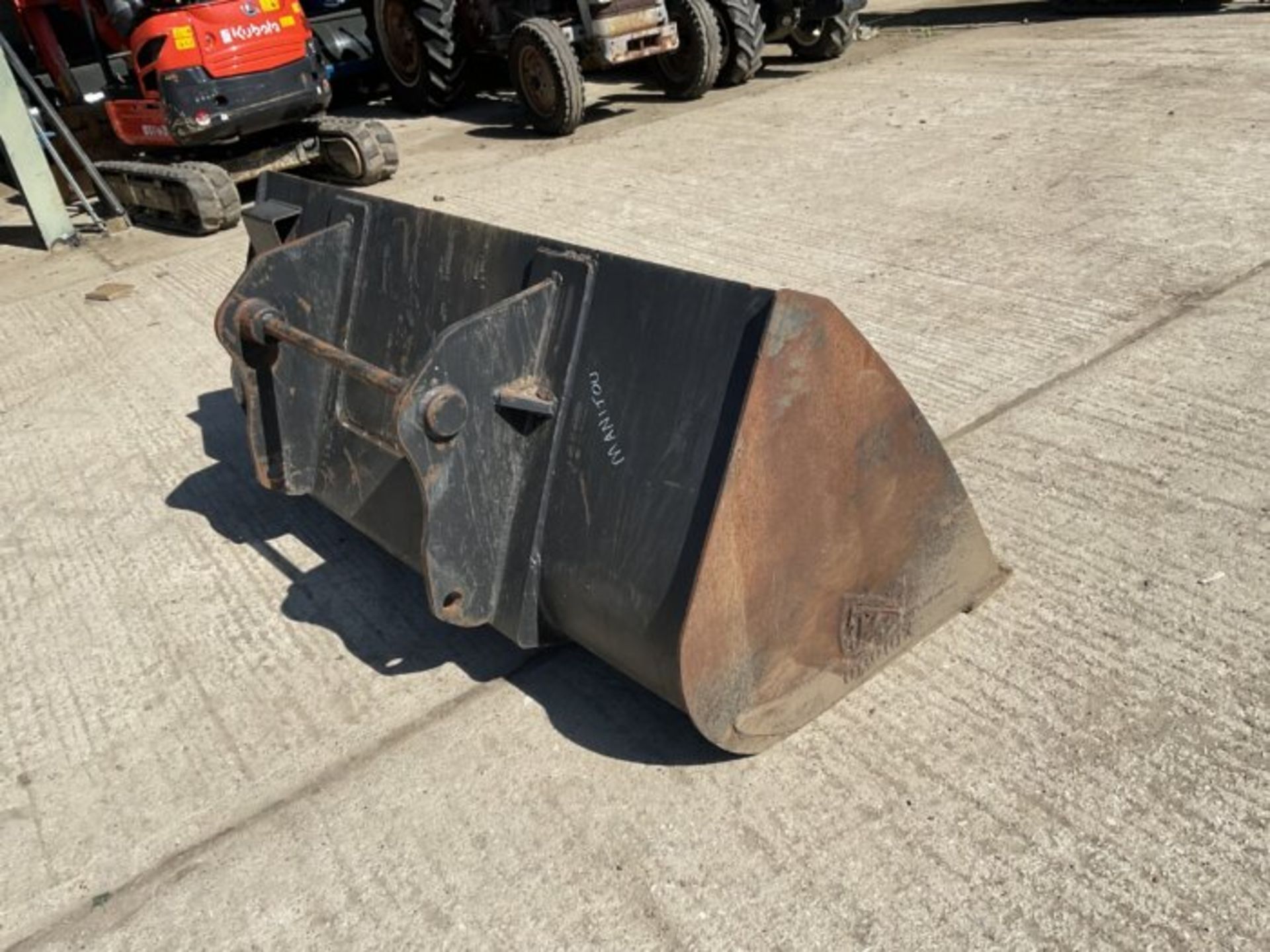 ENHANCE YOUR MANITOU: RHINO X 6FT BUCKET - Image 4 of 8