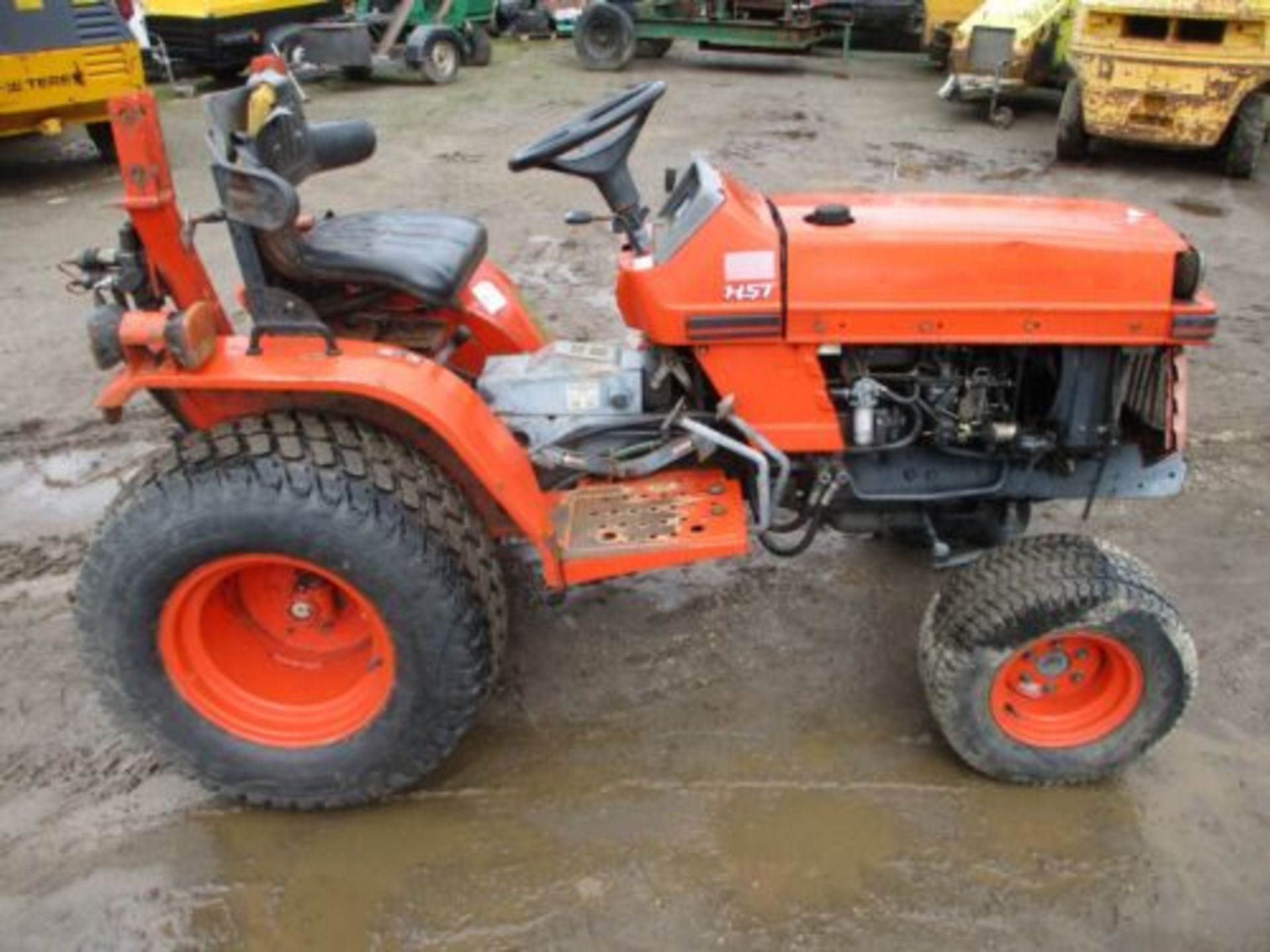 KUBOTA B1750 HYDROSTATIC TRACTOR - Bild 13 aus 13