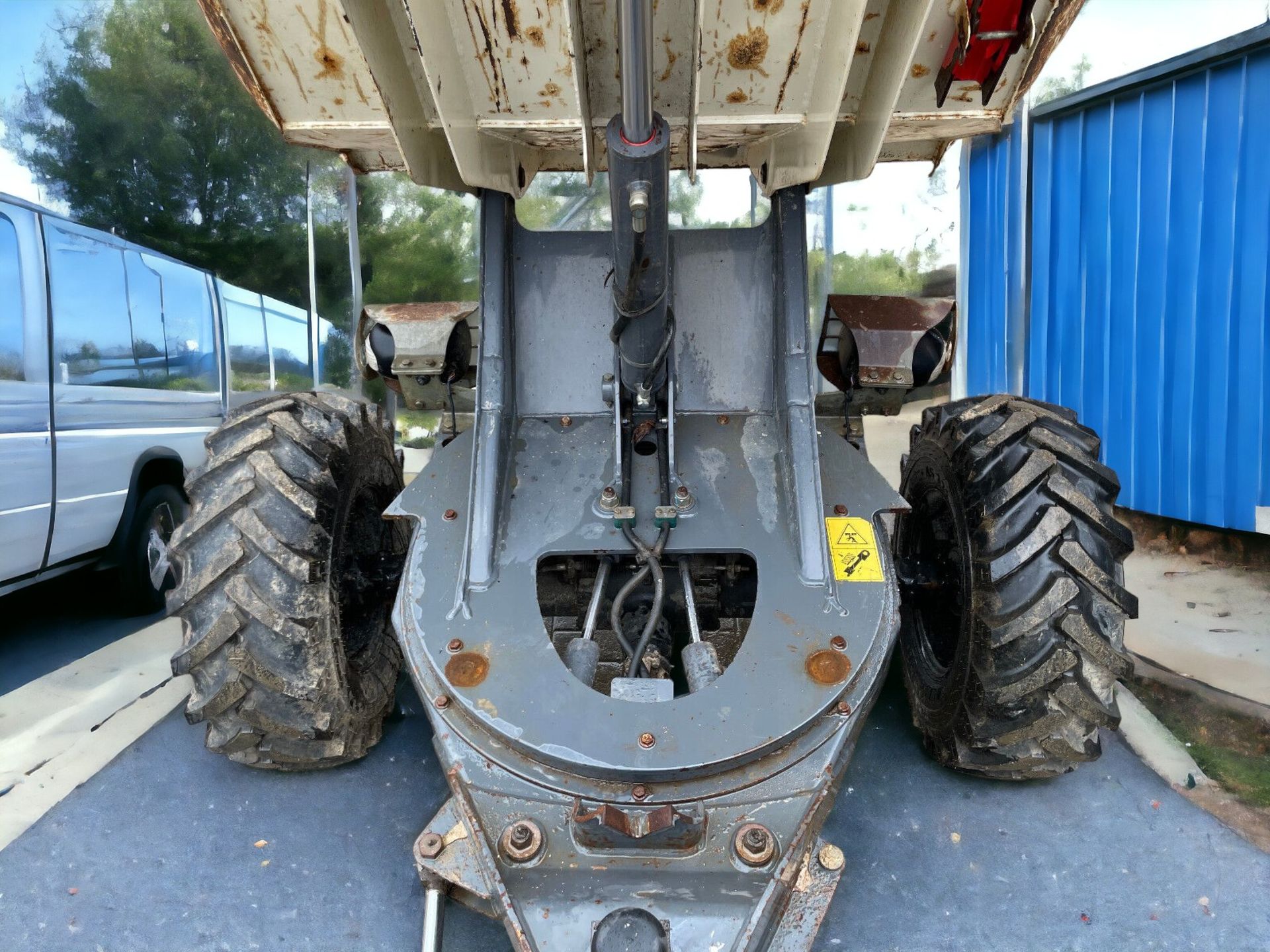 RELIABLE PERFORMANCE: 2014 TEREX TA3S DUMPER - LOW HOURS, HIGH CAPACITY - Bild 11 aus 12