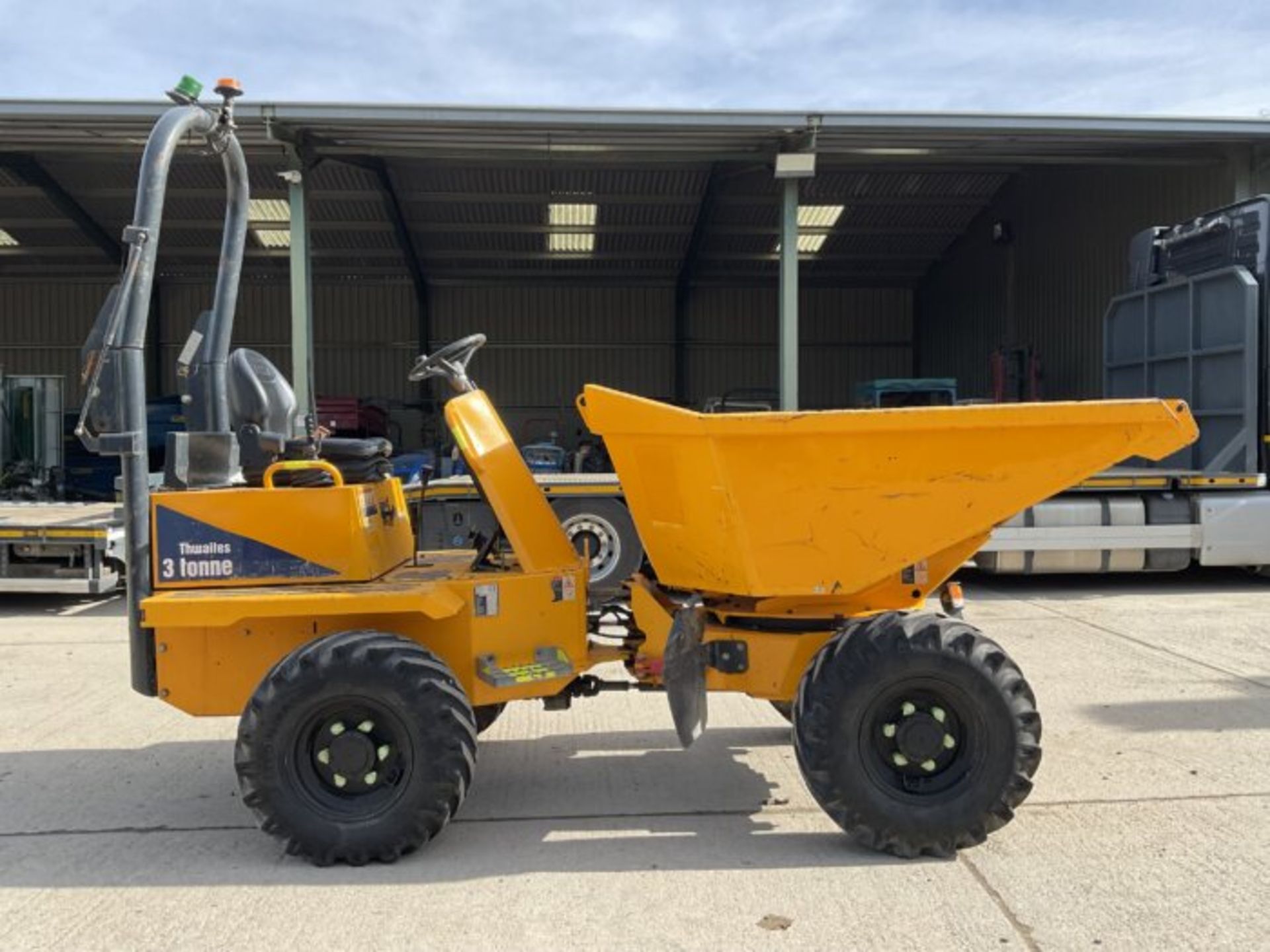 2018 THWAITES MACH 573 3 TONNE SWIVEL TIP DUMPER - Bild 4 aus 8