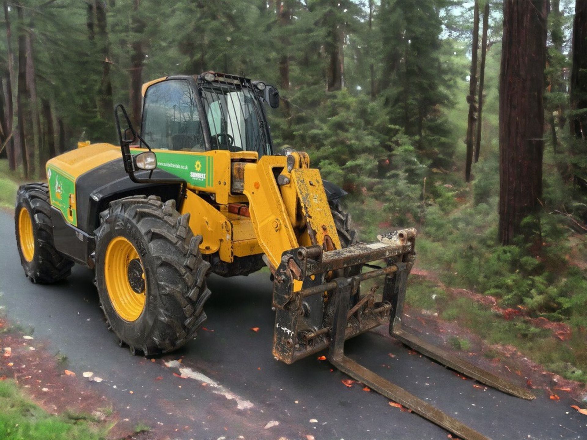 POWERFUL AND VERSATILE: 2016 JCB 531-70 TELEHANDLER - ONLY 4525 HOURS - Image 10 of 12