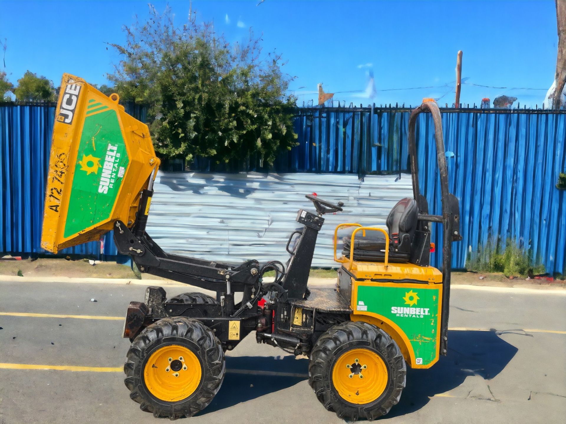 2016 JCB 1THT 1 TON HIGH TIP DUMPER - LOW HOURS, HIGH CAPABILITY - Image 3 of 10