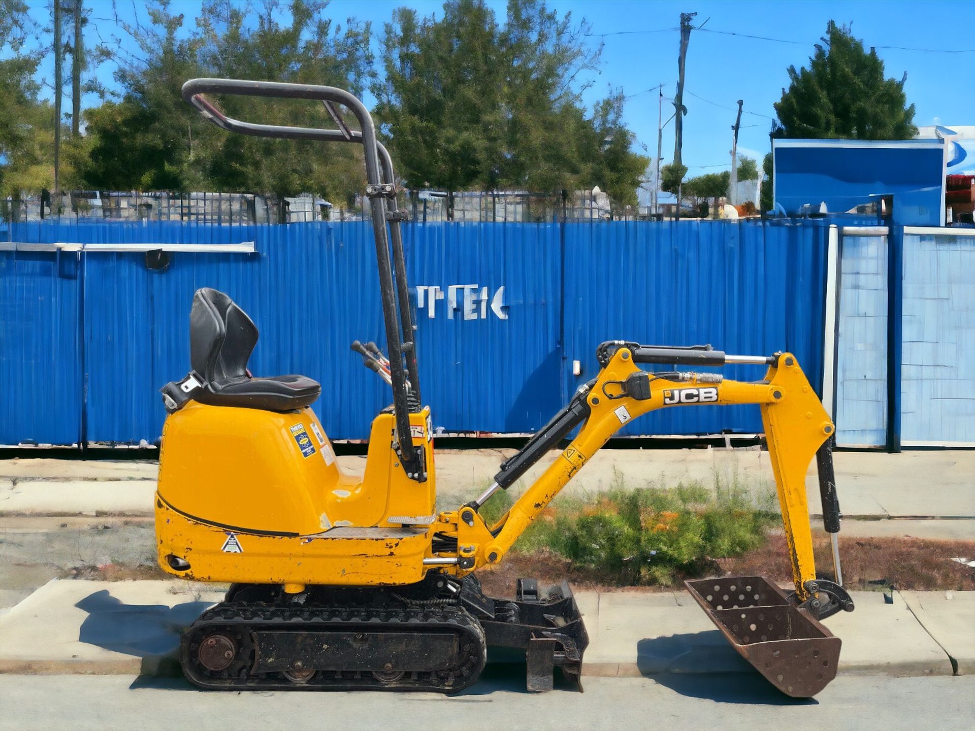 PRECISION AND POWER COMBINED: 2020 JCB 8008 CTS MICRO EXCAVATOR - Image 11 of 11