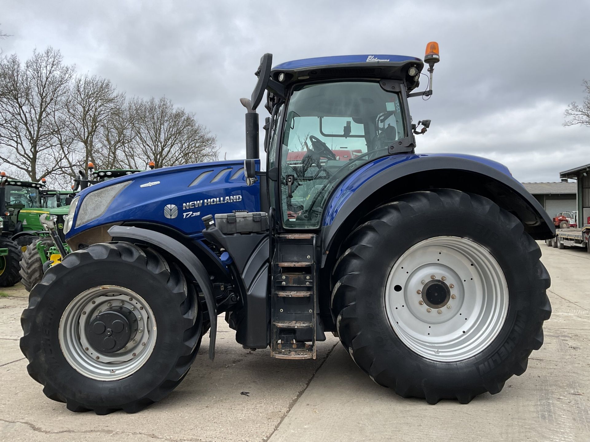 2018 NEW HOLLAND T7.315 AUTO COMMAND BLUE POWER - Image 2 of 12