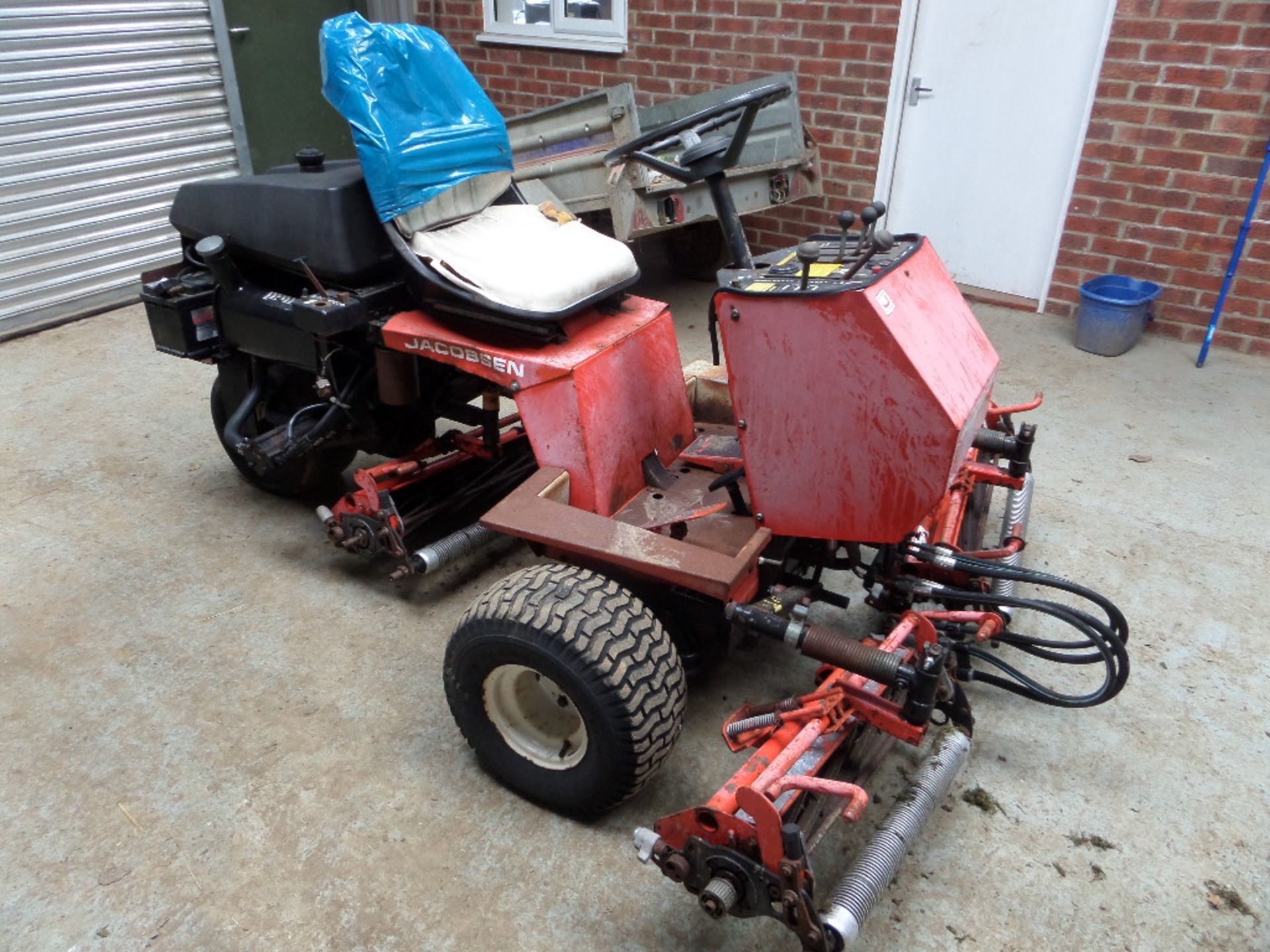 JACOBSON CYLINDER LAWNMOWER - DIESEL ENGINE, PROFESSIONAL GRADE