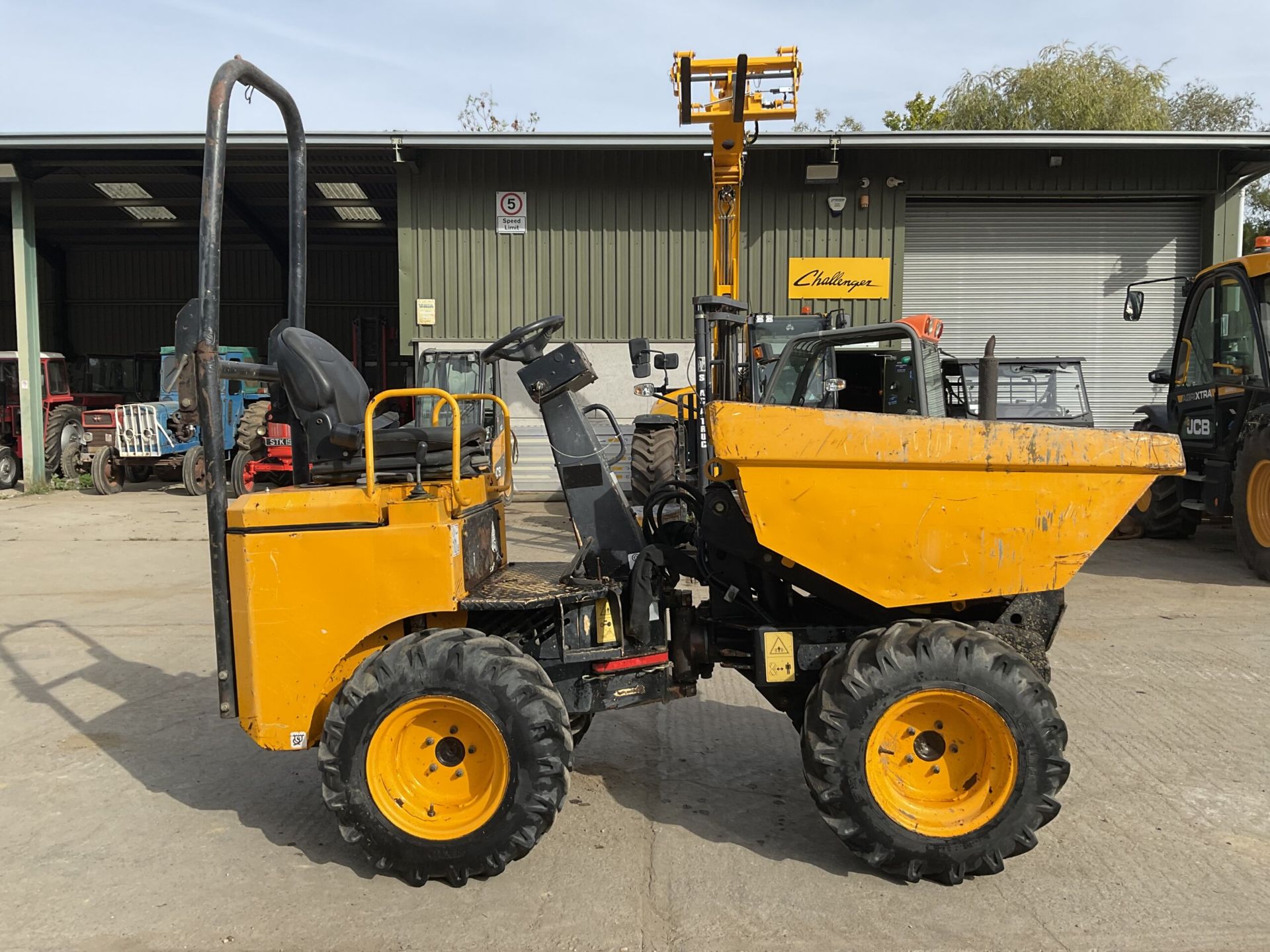 2016 JCB 1 THT 1 TON HIGH TIP DUMPER - Image 5 of 9