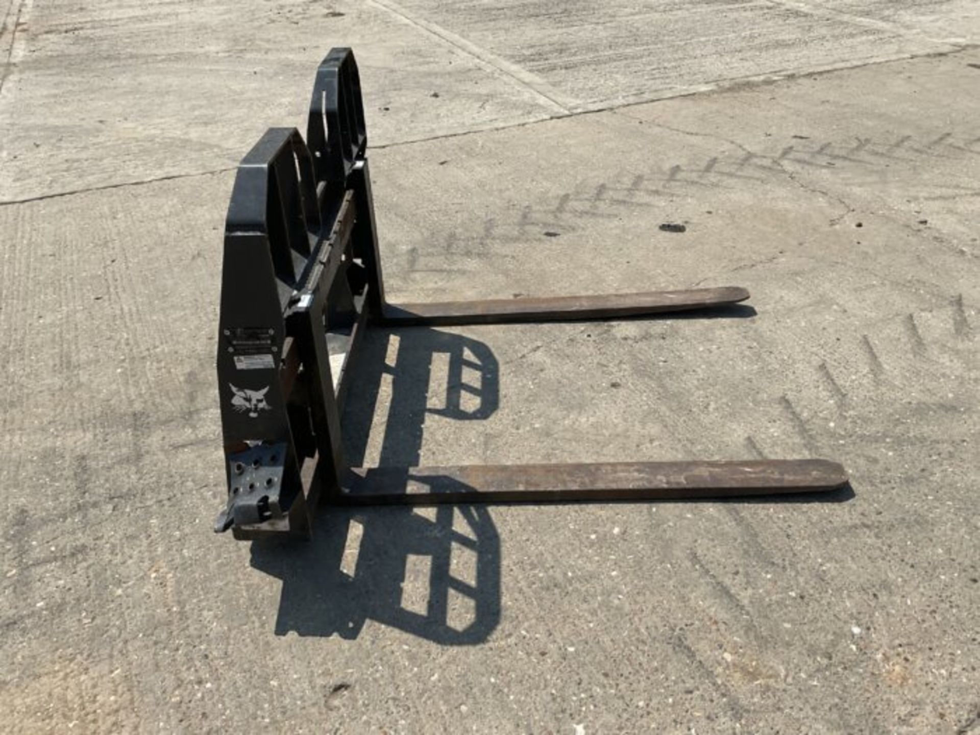 PREMIUM PALLET FORKS FOR BOBCAT SKID STEER & MORE - Image 3 of 6