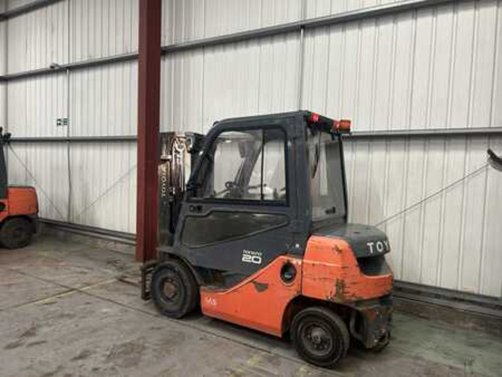 2016 TOYOTA 02-8FDF20 DIESEL FORKLIFT - 2,000 KG CAPACITY