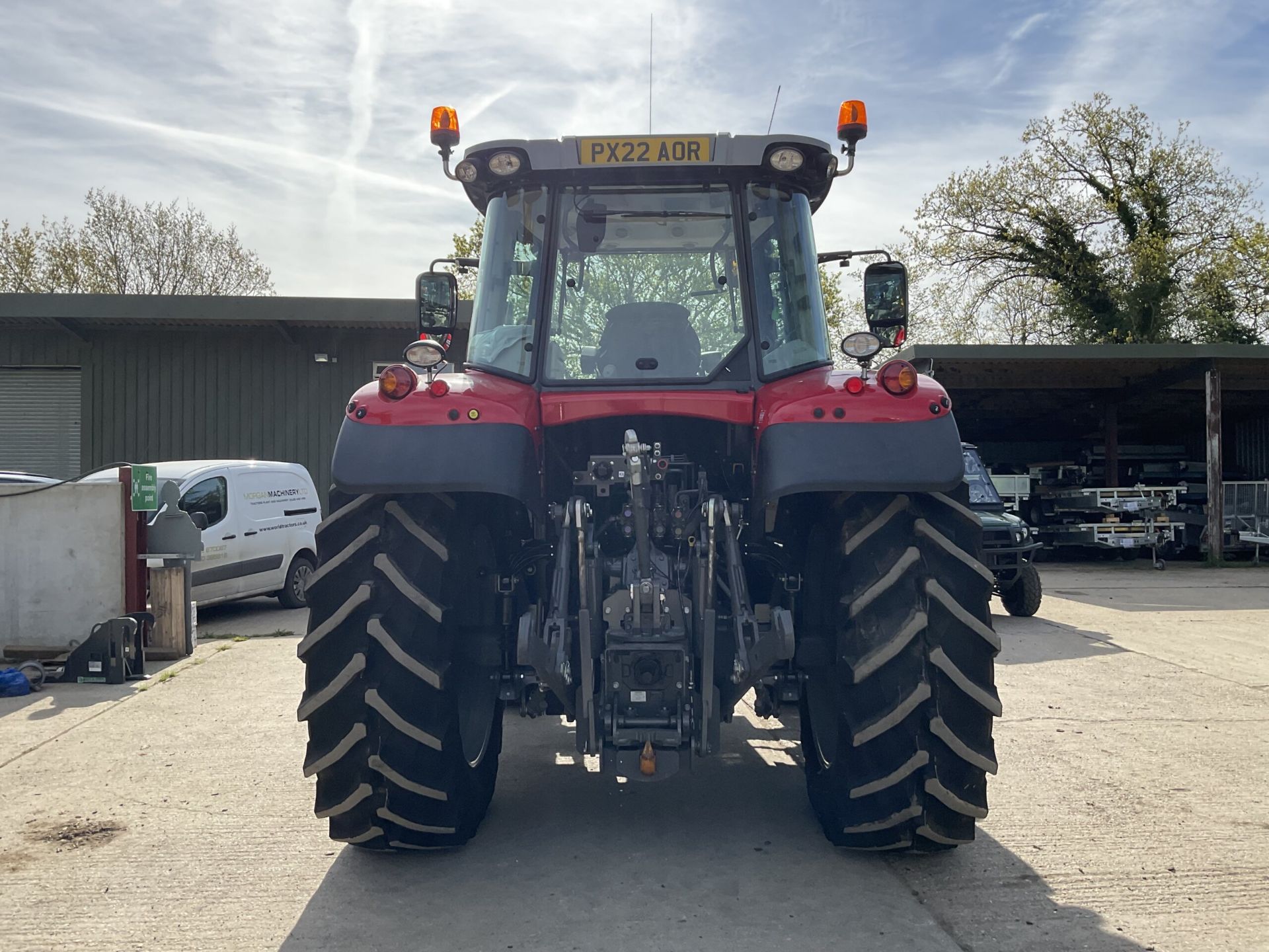 2022 MASSEY FERGUSON 6713S DYNA-6 - Image 7 of 11