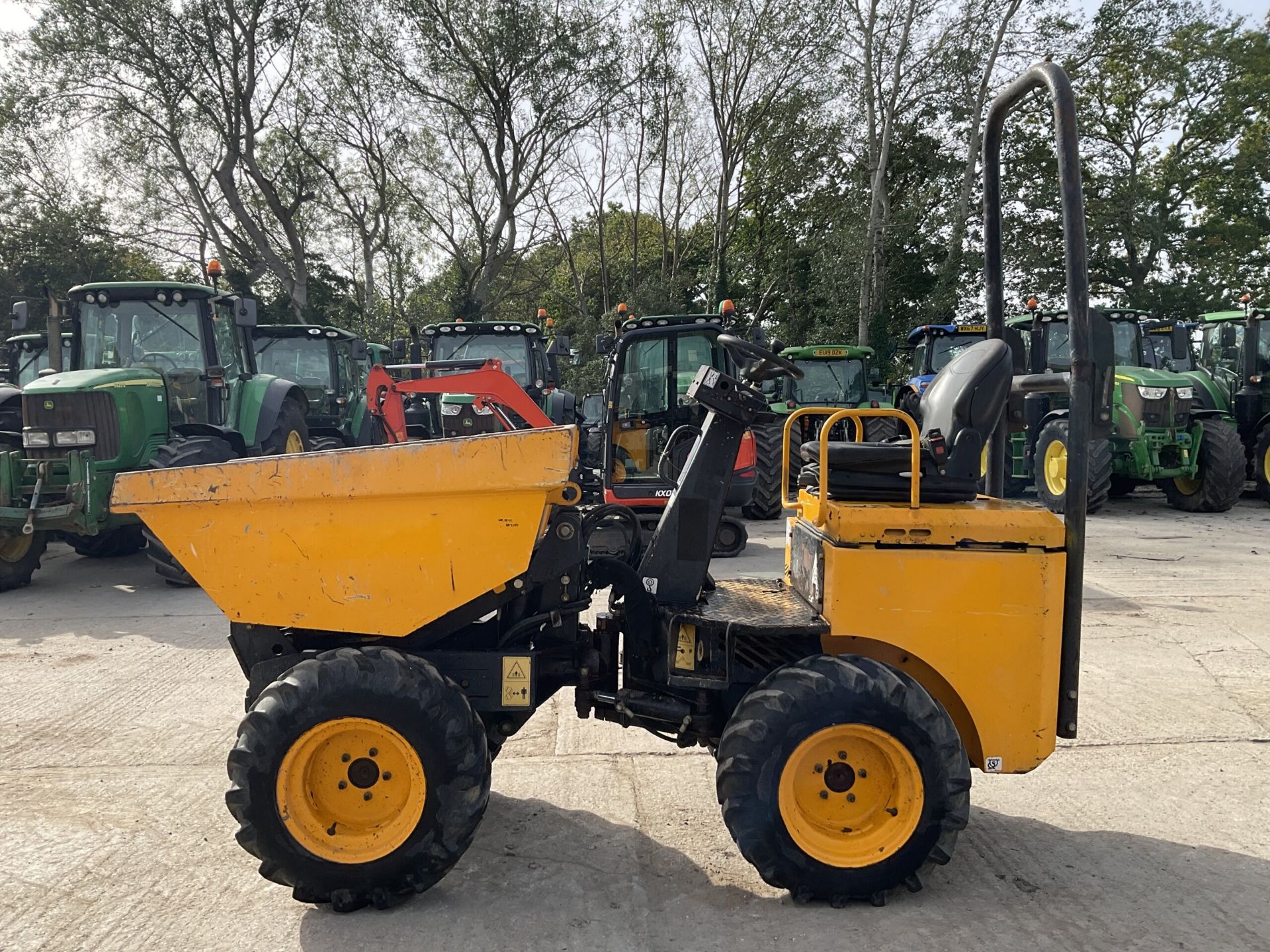 2016 JCB 1 THT 1 TON HIGH TIP DUMPER