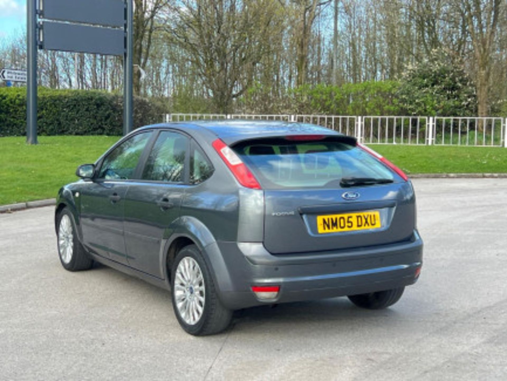 2005 FORD FOCUS 1.6 LX 5DR >>--NO VAT ON HAMMER--<< - Image 43 of 103