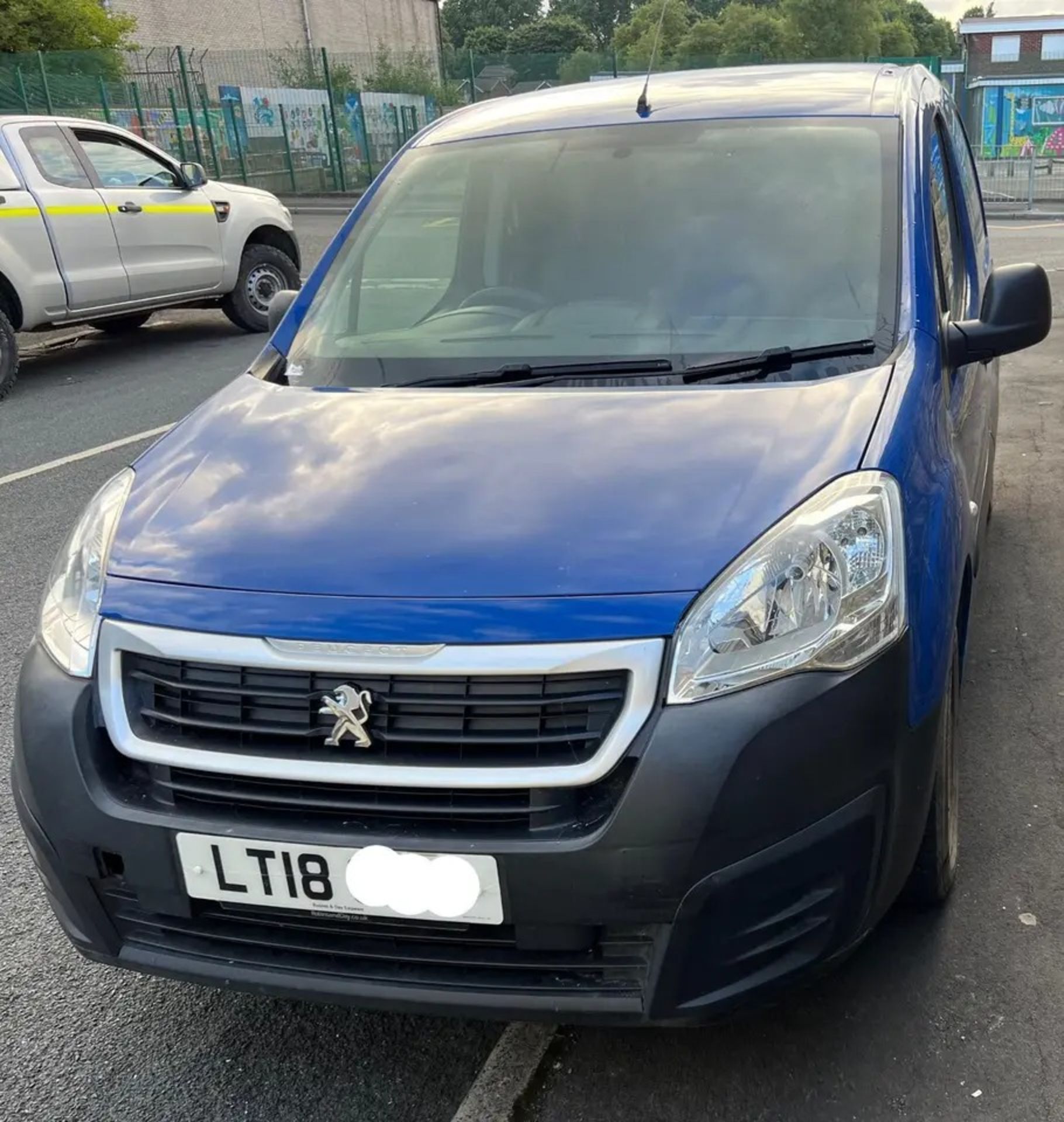 VERSATILE 2018 PEUGEOT PARTNER HDI PANEL VAN - EURO 6 ( SPARES OR REPAIRS) - Image 5 of 11