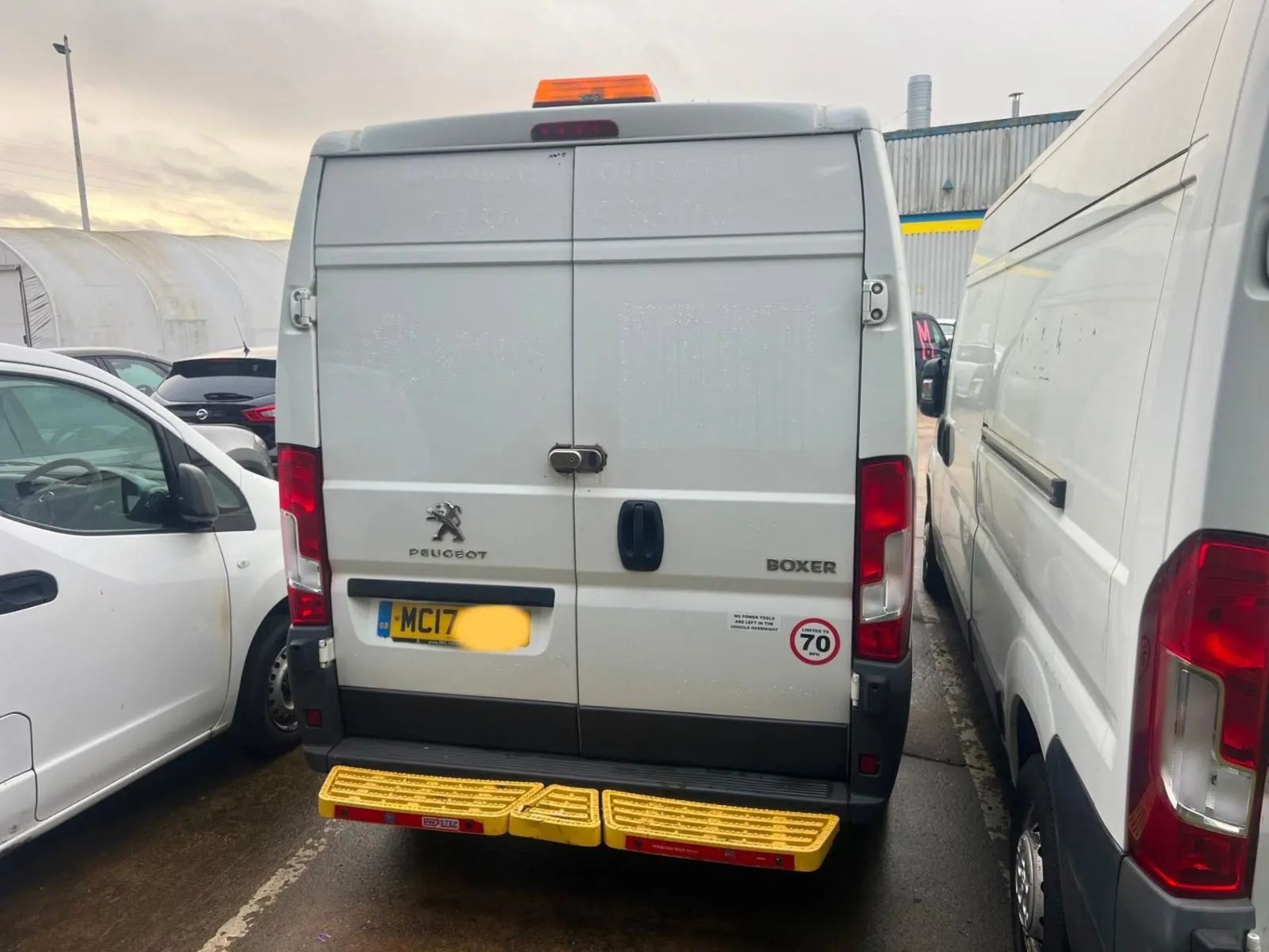 2017 PEUGEOT BOXER PROFESSIONAL L2H2 MWB - EURO 6 ULEZ & CAZ COMPLIANT, SPARES OR REPAIRS - Image 5 of 13