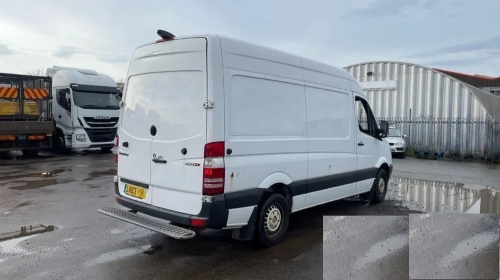 MERCEDES-BENZ SPRINTER 2013 - DIRECT FROM FEDEX, IDEAL FOR HEAVY DUTY - Image 2 of 13