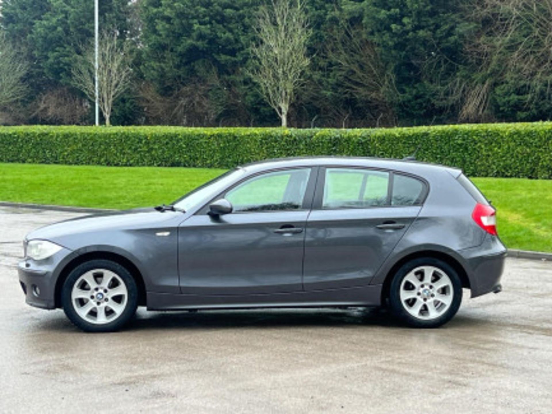 BMW 1 SERIES 2.0 120D SE STEPTRONIC - STYLE, PERFORMANCE >>--NO VAT ON HAMMER--<< - Image 46 of 91