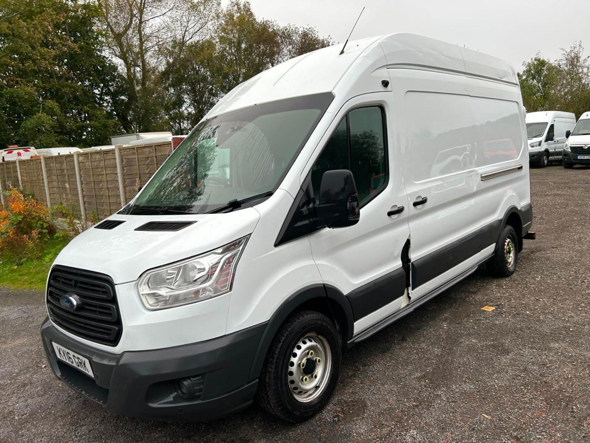 RELIABLE WORKHORSE: 2016 FORD TRANSIT 2.2 TDCI L3 H3 PANEL VAN - Image 9 of 12