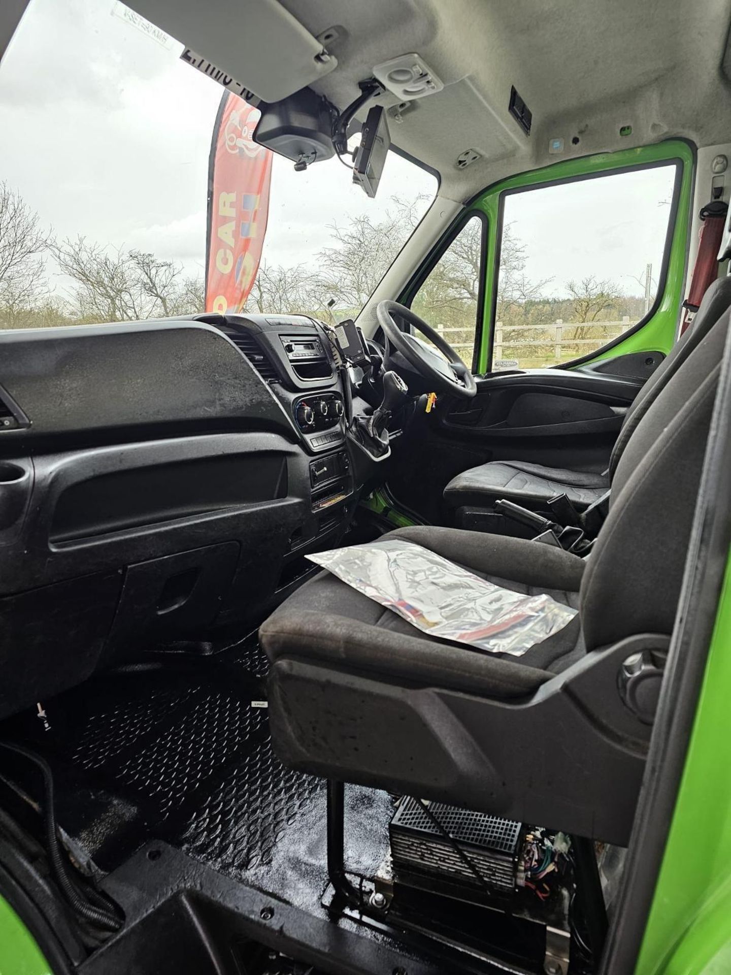 2018 IVECO DAILY 35S12 AUTOEURO6 CHASSIS CAB - Image 4 of 11