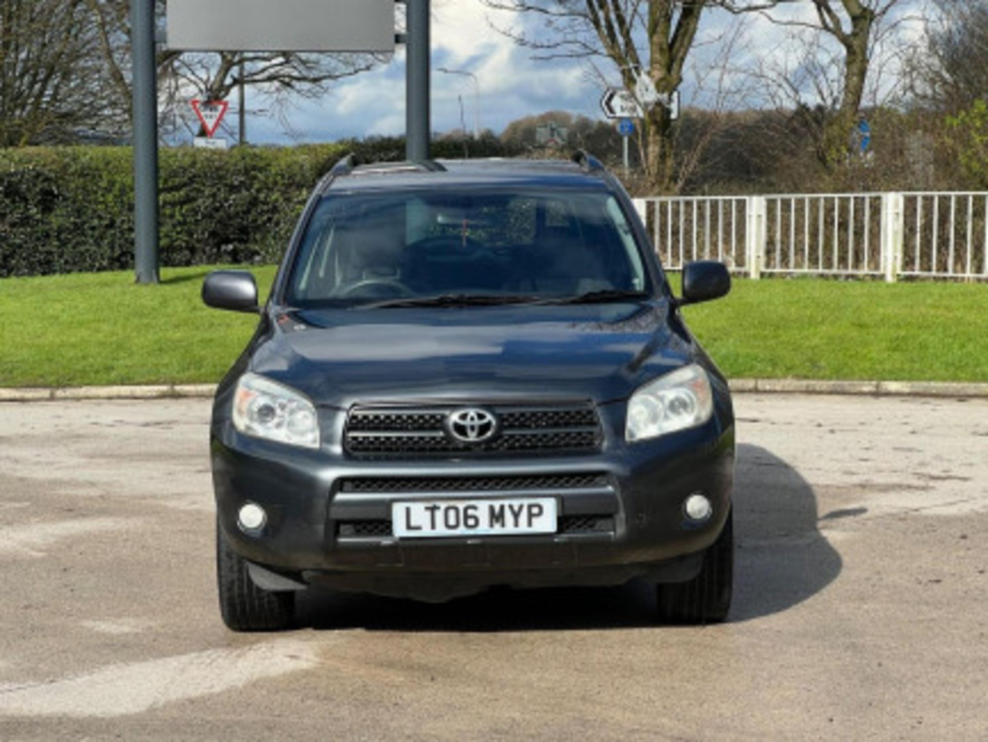 2006 TOYOTA RAV4 2.0 XT3 4WD 5DR >>--NO VAT ON HAMMER--<< - Image 54 of 131