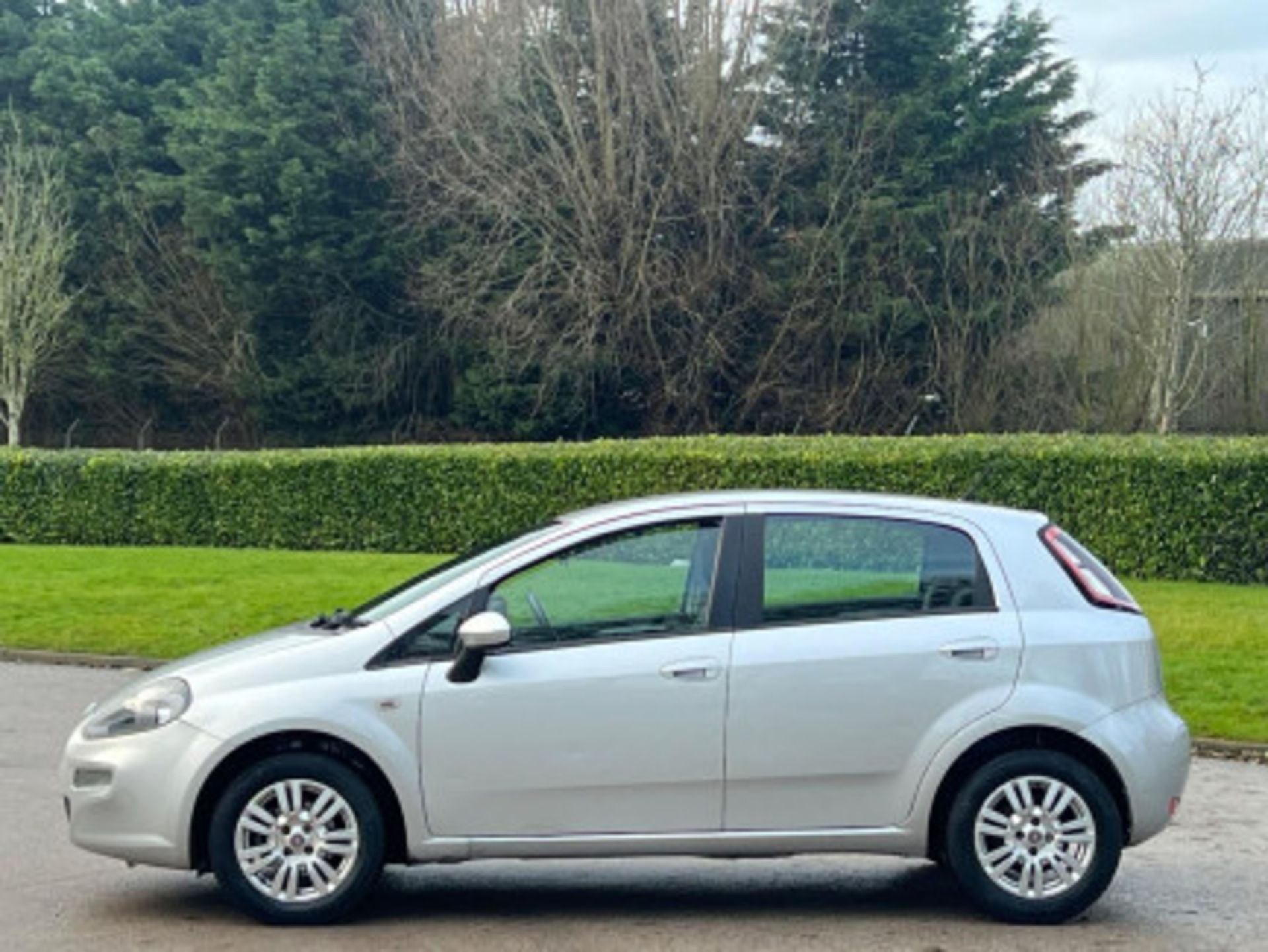 2013 FIAT PUNTO 1.4 PETROL - LONG MOT, >>--NO VAT ON HAMMER--<< - Image 45 of 105