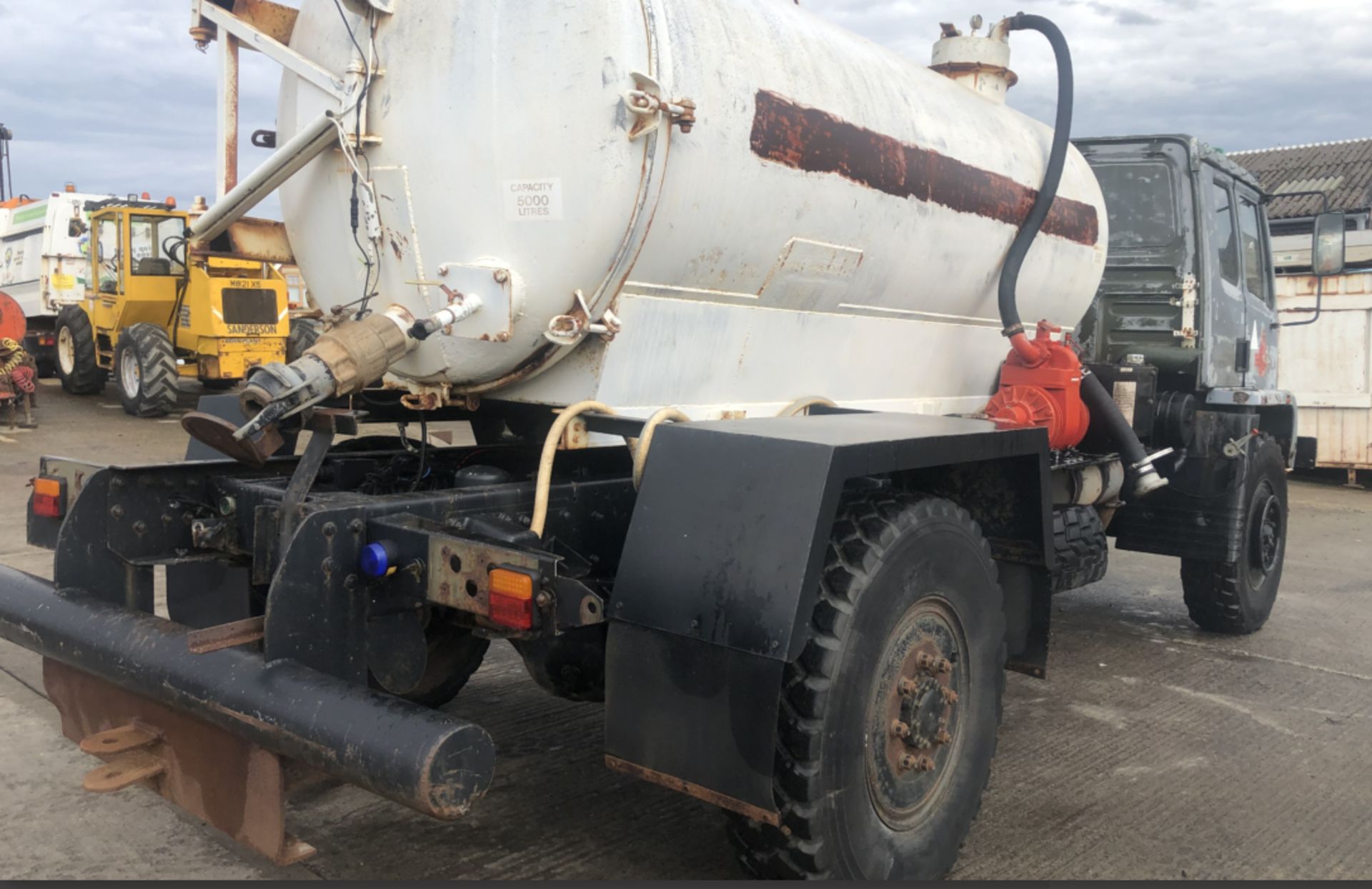 DAF T45 ,4×4 WATER BOWSER TRUCK - Image 7 of 10