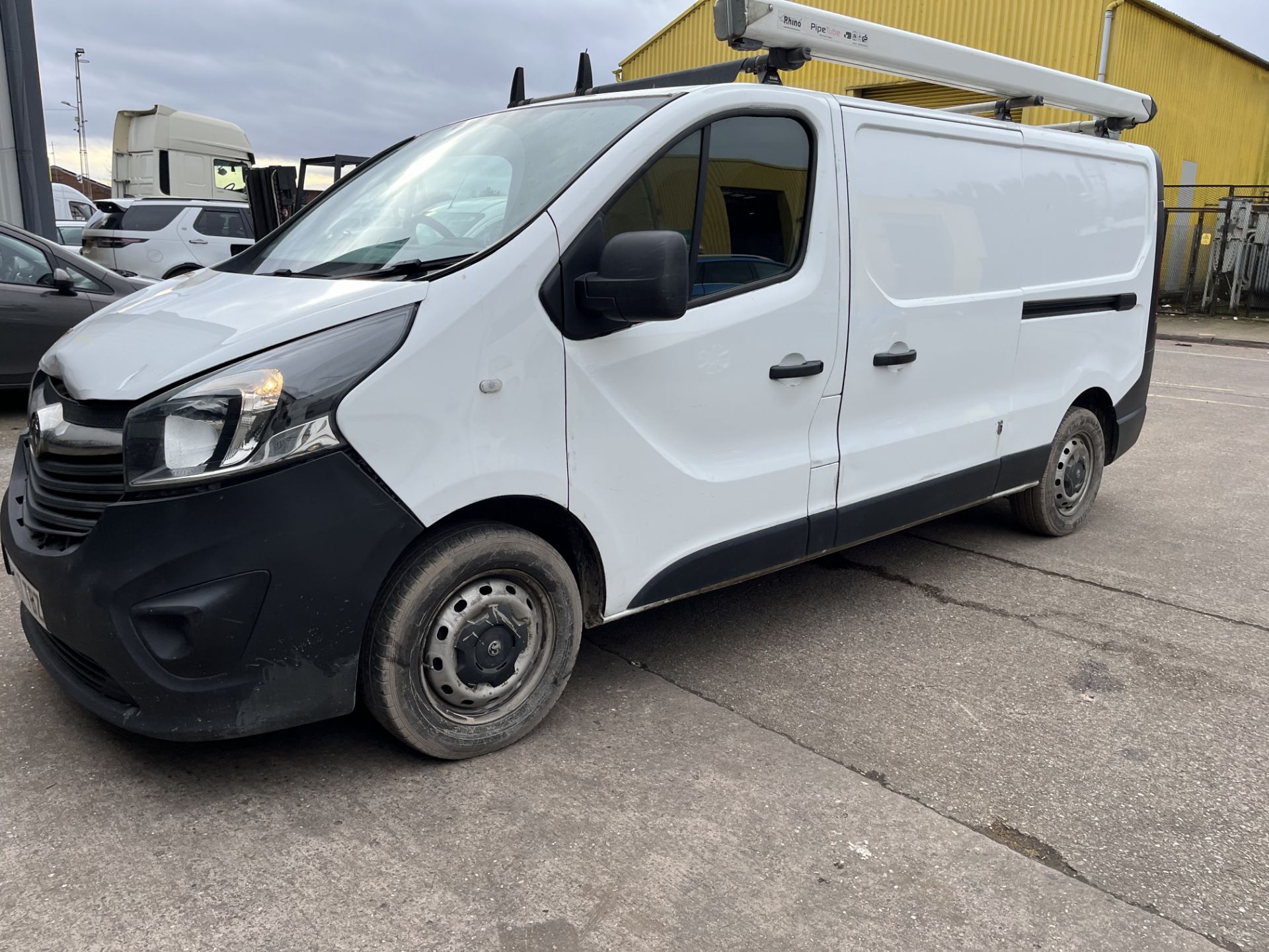 2017 VAUXHALL VIVARO L2H1 2900 CDTI