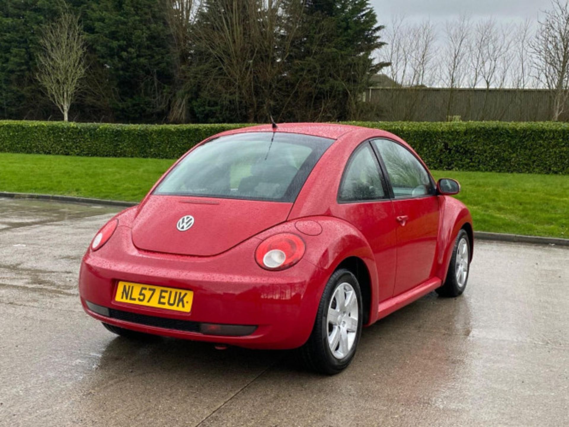 >>--NO VAT ON HAMMER--<< VOLKSWAGEN BEETLE 1.4 16V LUNA **(ONLY 88K MILEAGE)** - Image 64 of 67