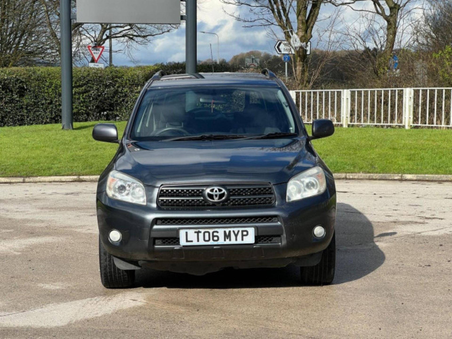 2006 TOYOTA RAV4 2.0 XT3 4WD 5DR >>--NO VAT ON HAMMER--<< - Image 129 of 131