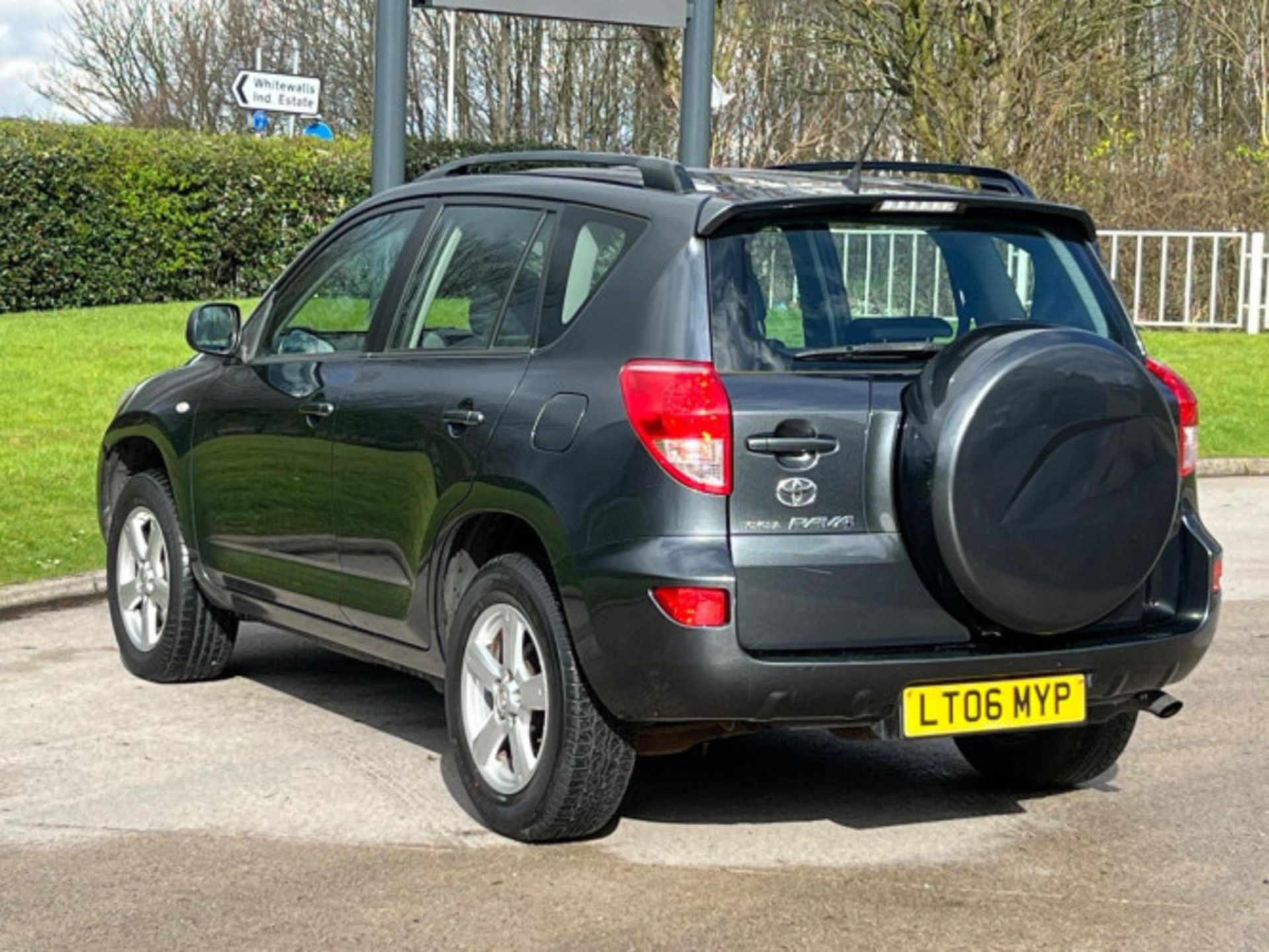 2006 TOYOTA RAV4 2.0 XT3 4WD 5DR >>--NO VAT ON HAMMER--<< - Image 123 of 131