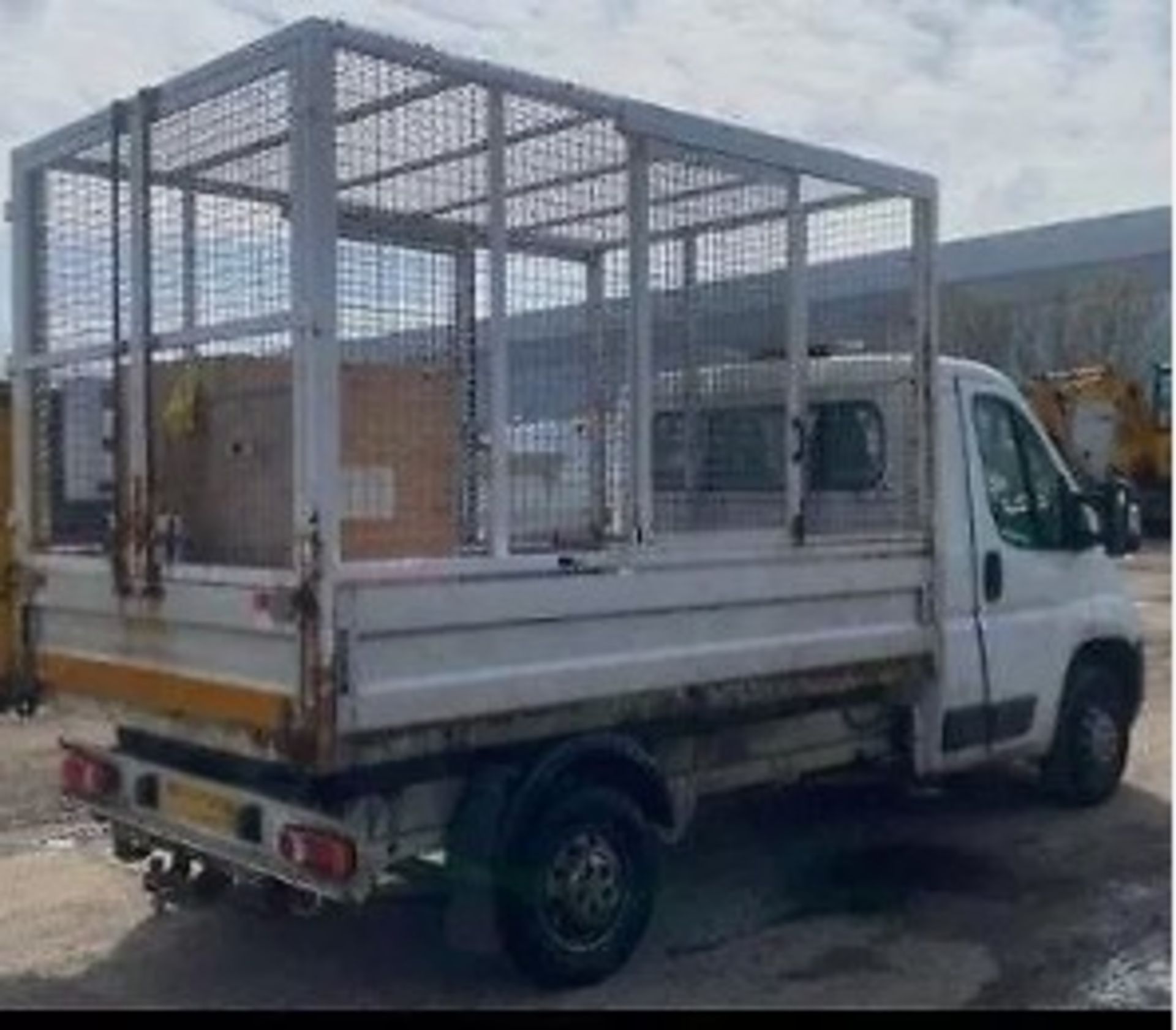 2017 CITROEN RELAY CAGE TIPPER (NO ENGINE OR GEARBOX) - Image 3 of 13