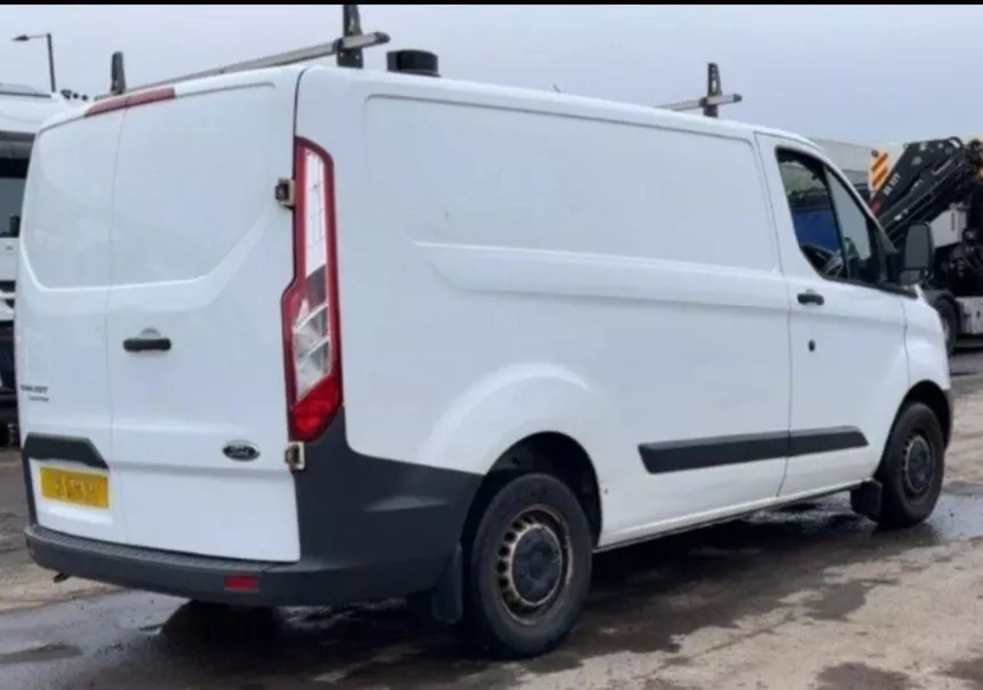 2015 FORD TRANSIT CUSTOM PANEL VAN - RELIABLE, WELL-MAINTAINED, AND READY FOR WORK - Image 6 of 12