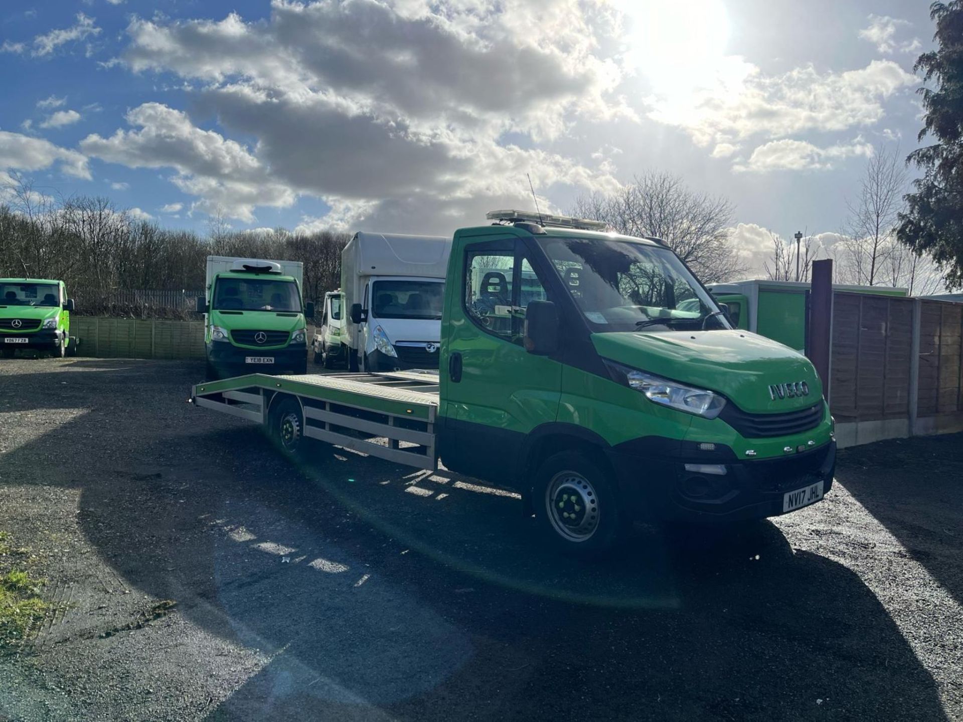 2017 IVECO DAILY 35S12 2.3HPI EU6 16FT ALLOY RECOVERY - POWER, EFFICIENCY, AND RELIABILIT - Image 2 of 16