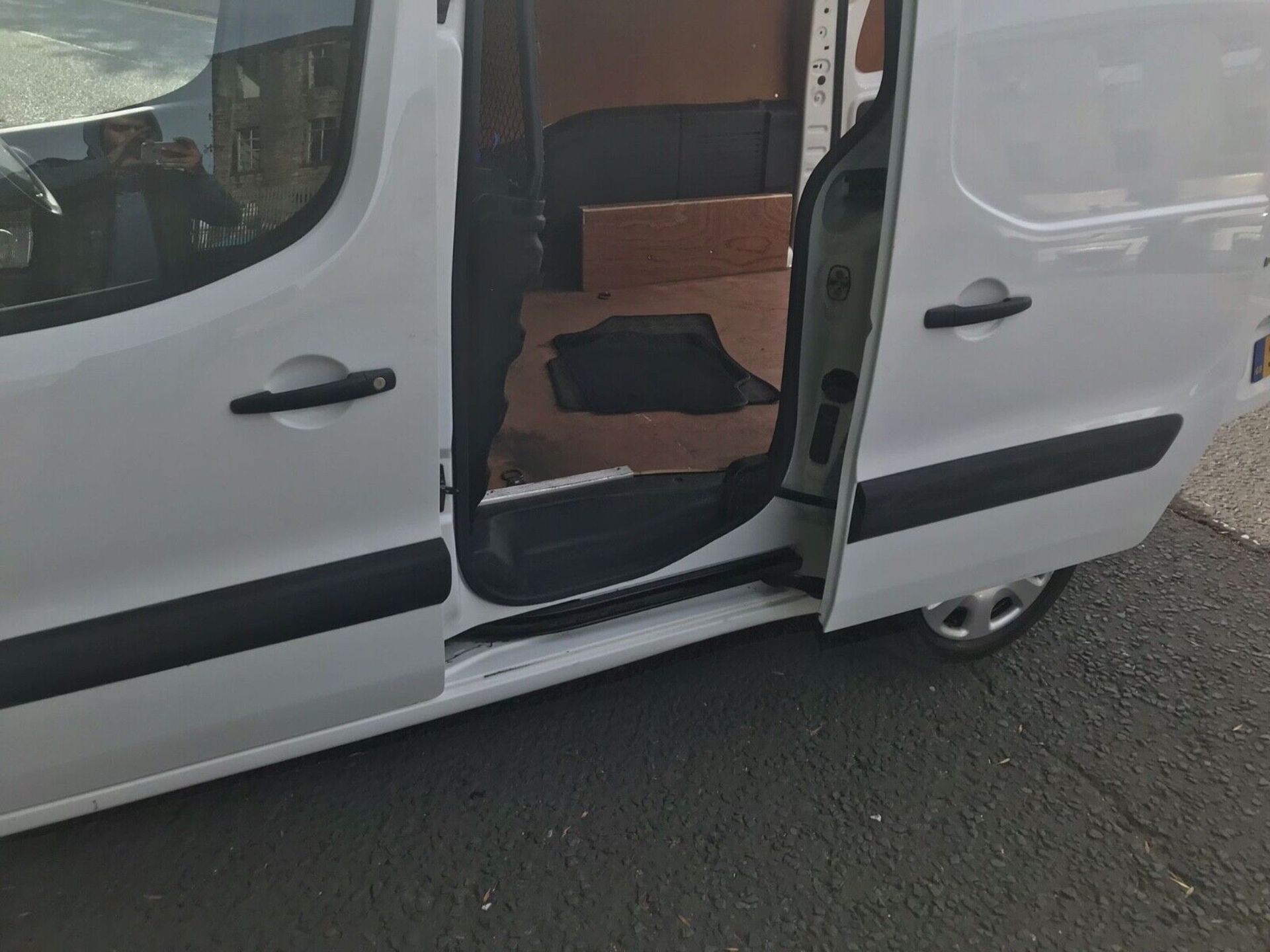 2018/68 PEUGEOT PARTNER L1 1.6 BLUEHDI 100 PROFESSIONAL VAN >>--NO VAT ON HAMMER--<< - Image 6 of 13