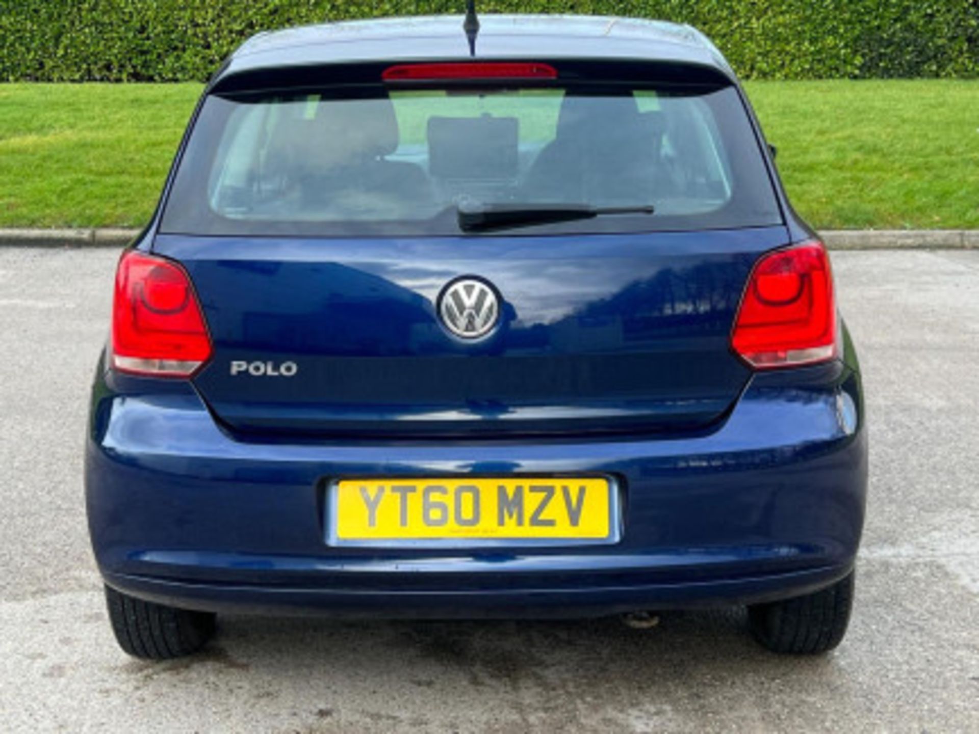 2010 VOLKSWAGEN POLO 1.2 EURO 5 3DR - MODERN TECHNOLOGY, SLEEK STYLING >>--NO VAT ON HAMMER--<< - Image 2 of 65