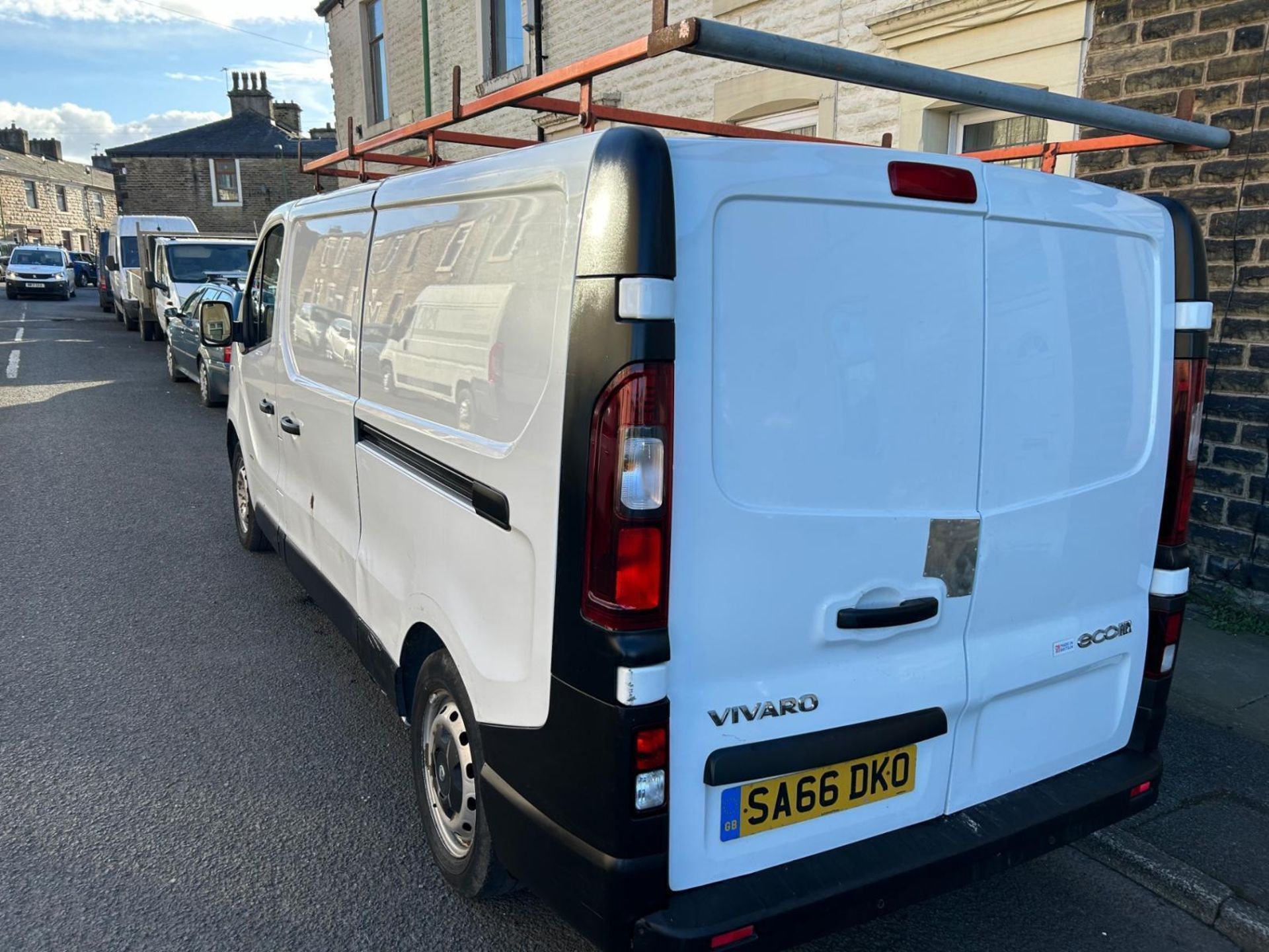 2016 VAUXHALL VIVARO SPORTIVE - ONLY 58K MILES - HPI CLEAR - READY FOR WORK! - Image 10 of 13