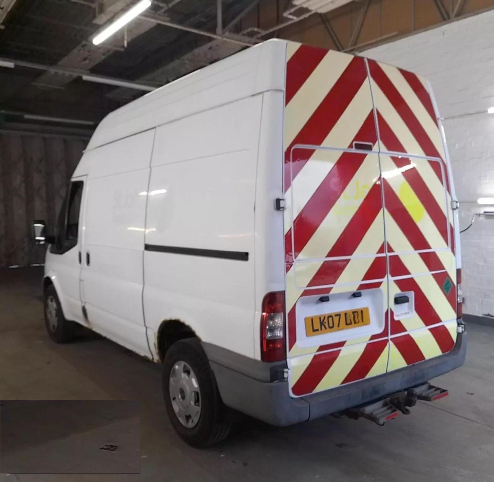 RARE 2007 FORD TRANSIT T350 MWB L2 PANEL VAN - ULEZ & CLEAN AIR ZONES FREE - Image 3 of 15